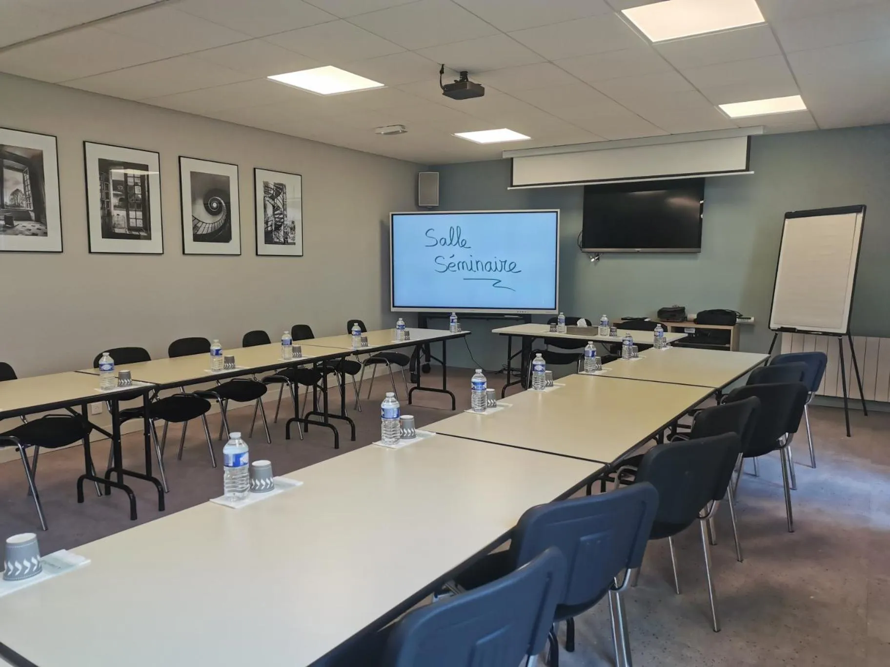 Meeting/conference room in Hotel Normandy
