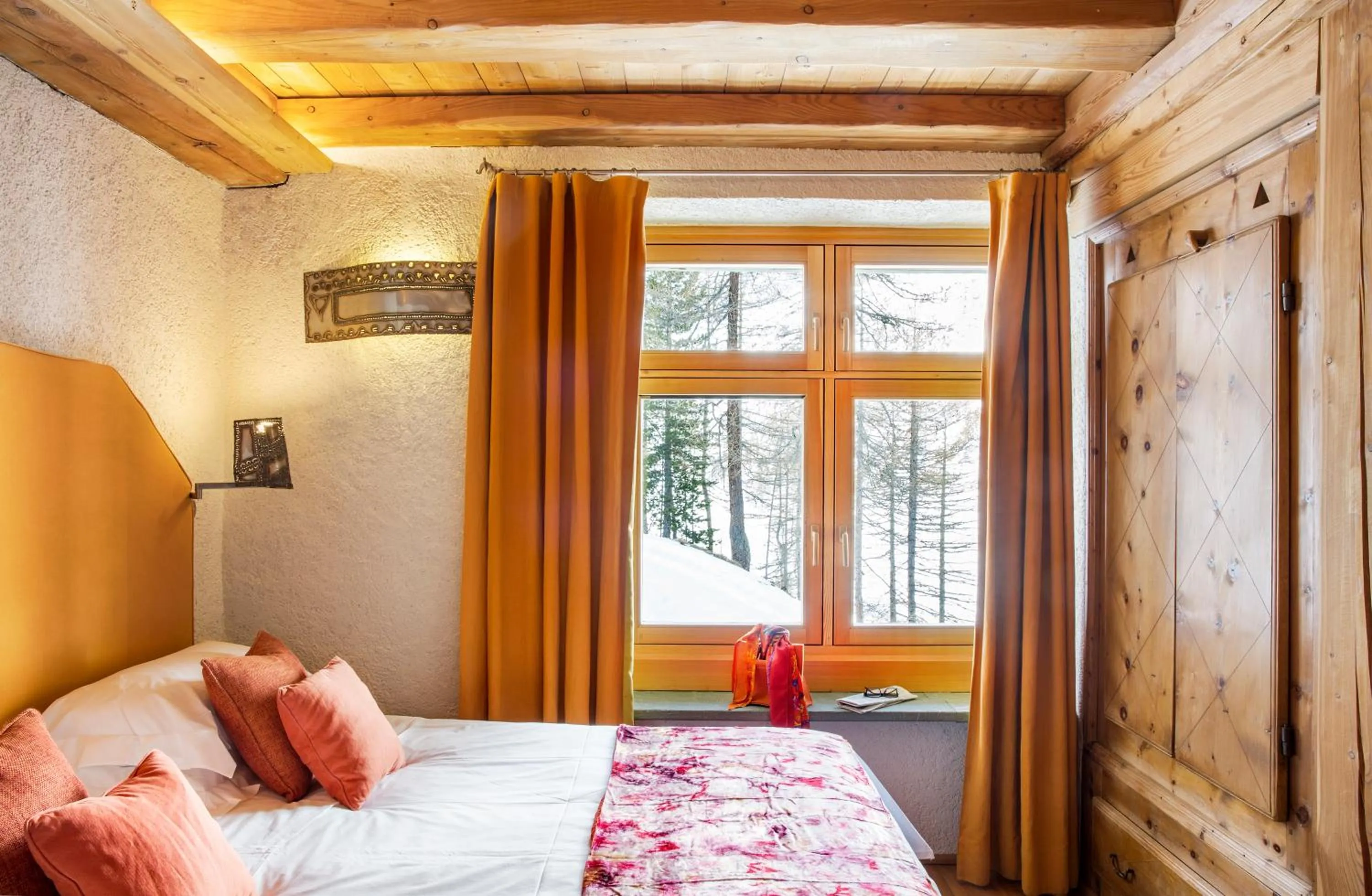 Bed in Saint Hubertus Resort