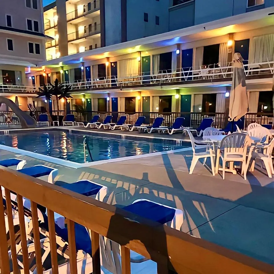 Swimming pool in Beach Colony Motel