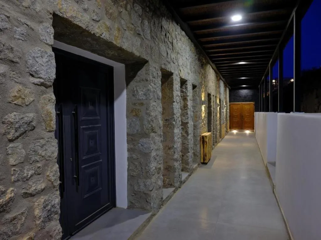 Mykonos Kosmoplaz Beach Resort Hotel