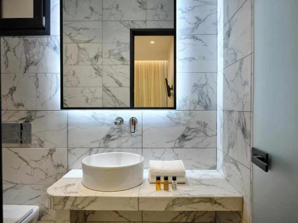 Mykonos Kosmoplaz Beach Resort Hotel