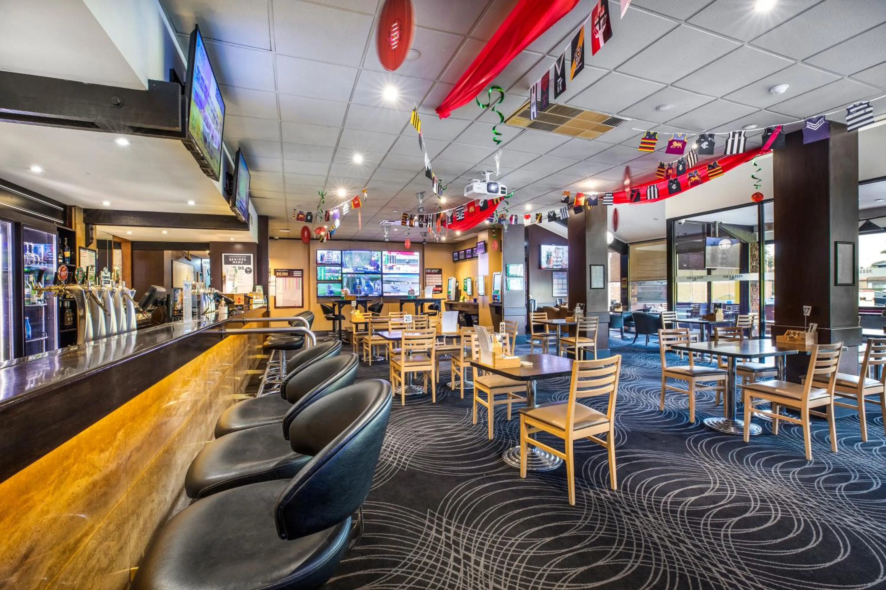 Lounge or bar in Nightcap at Millers Inn