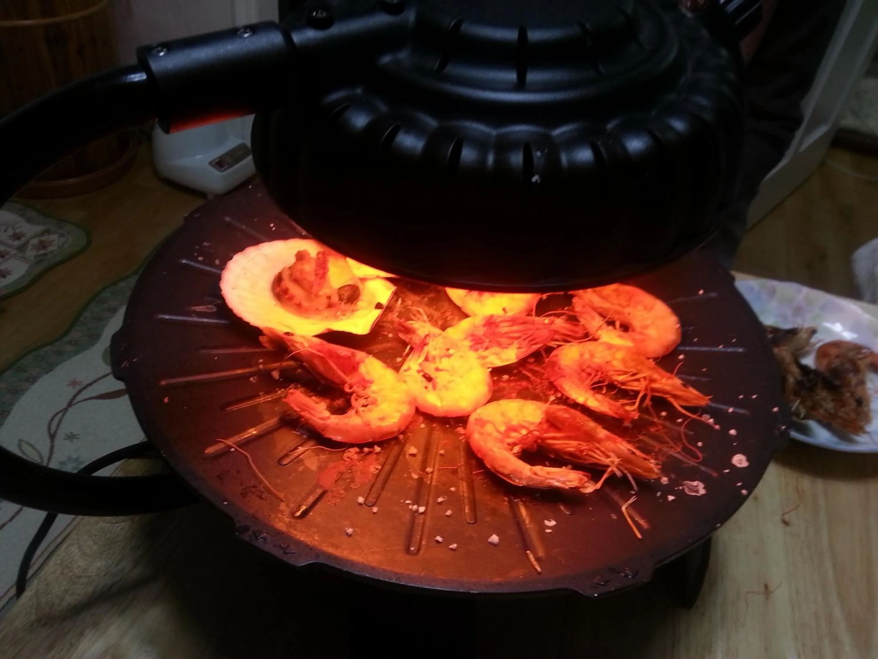 Kitchen or kitchenette in Homestay Eve