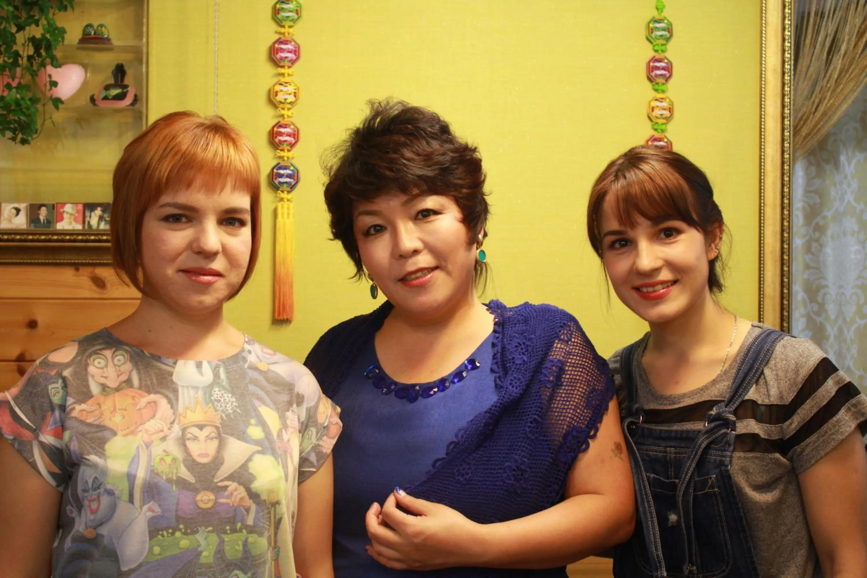 group of guests in Homestay Eve