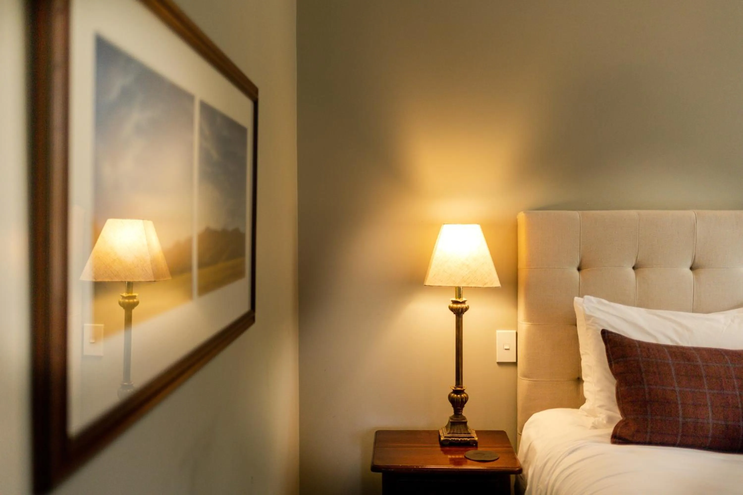 Bed in The White Swan Hotel