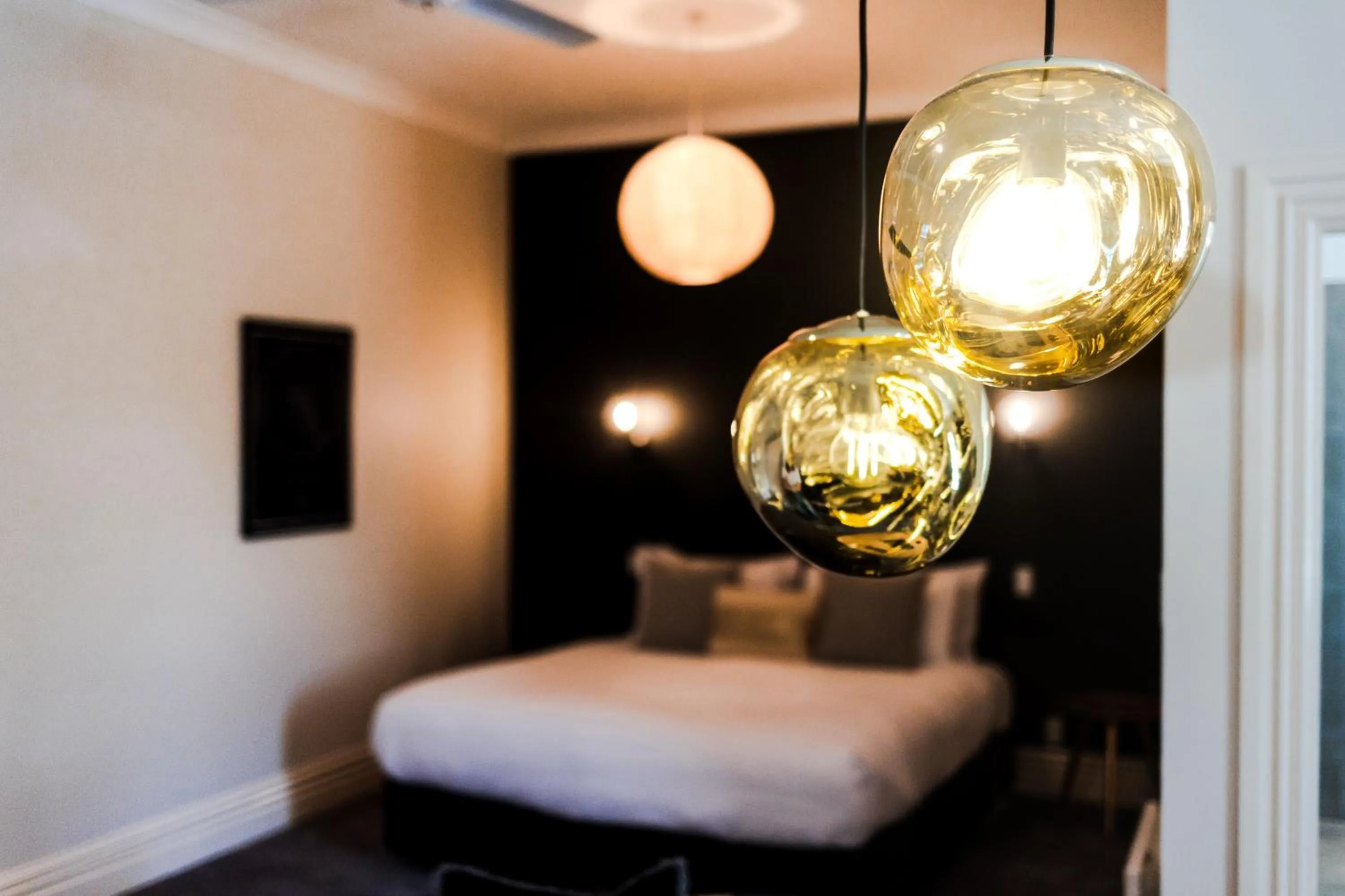 Bed in The White Swan Hotel