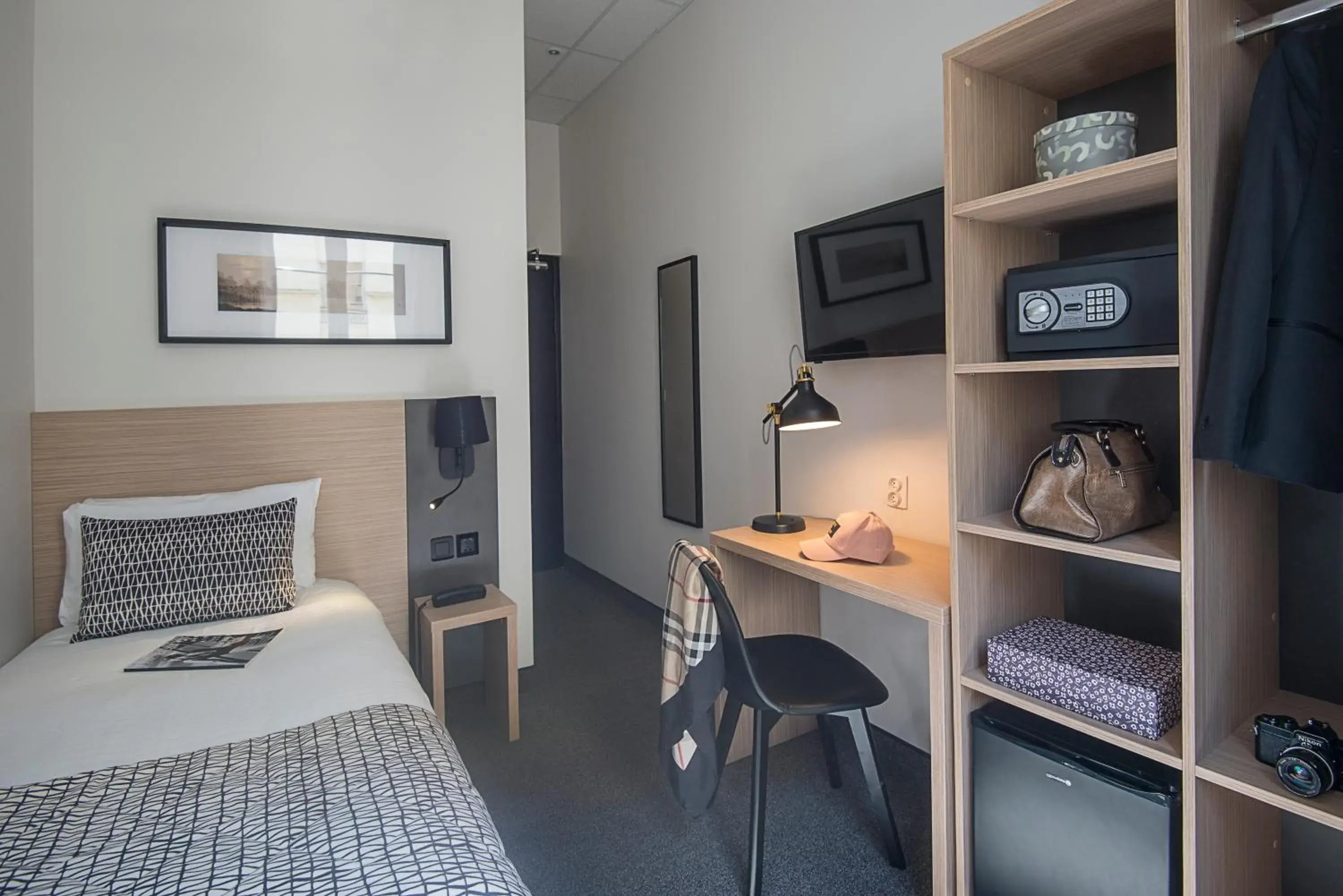 Standard Single Room - single occupancy in Hotel Saint Gothard Standard Single Room - single occupancy in Hotel Saint Gothard