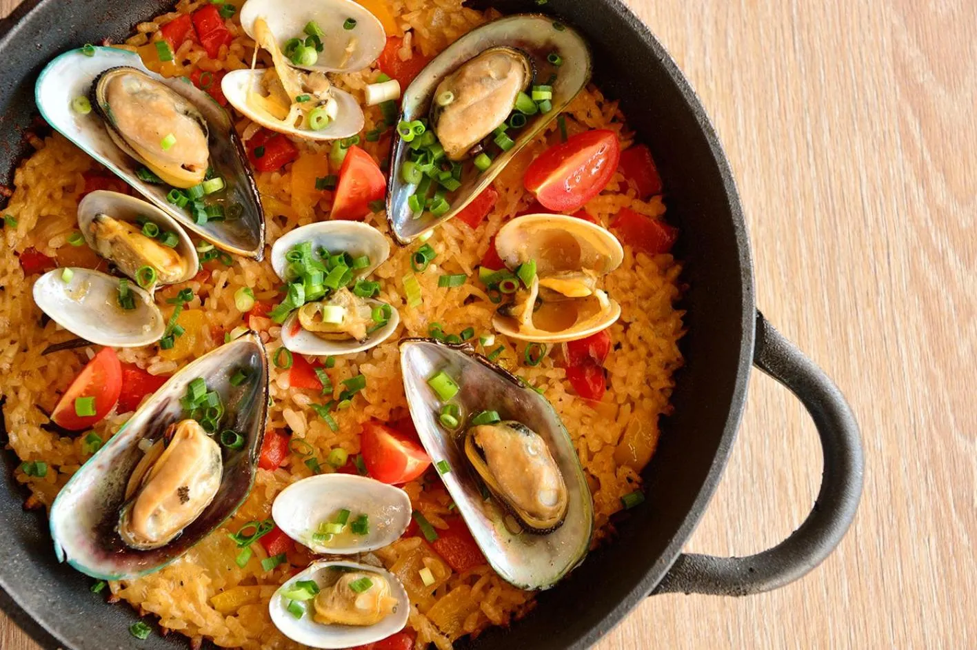 Restaurant/places to eat in The Naha Terrace