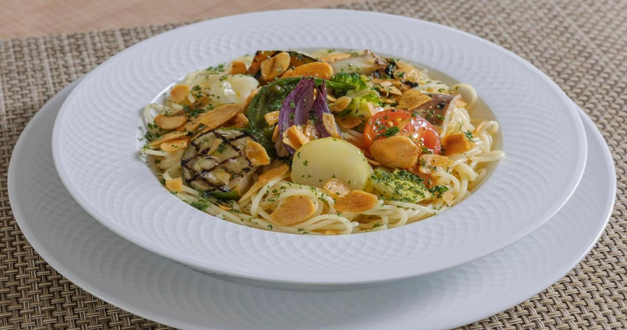 Restaurant/places to eat in The Uza Terrace Beach Club Villas