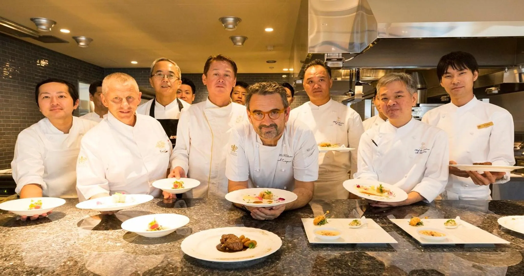 Restaurant/places to eat in The Atta Terrace Club Towers