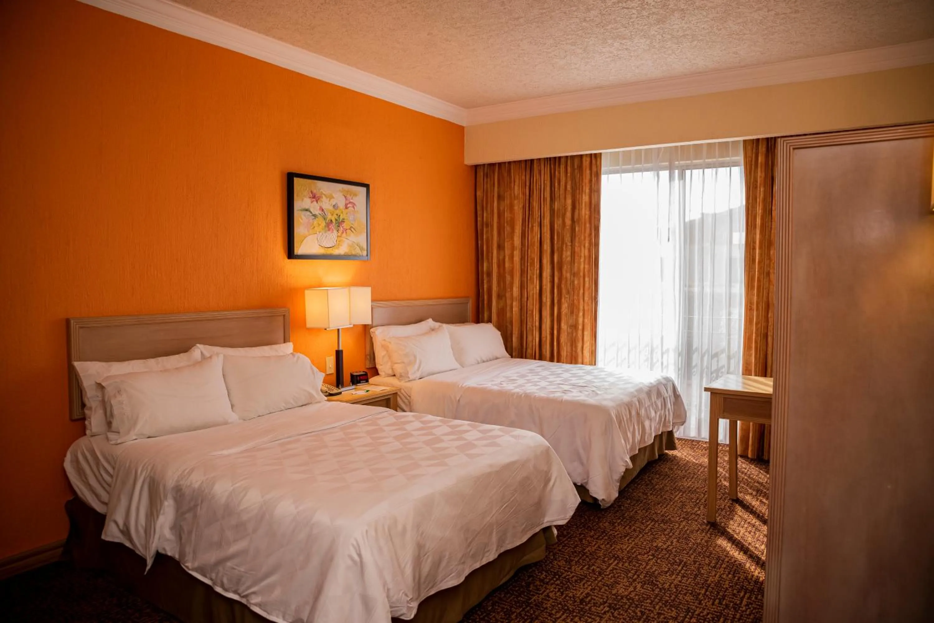 Garden view, Bed in Holiday Inn La Piedad by IHG