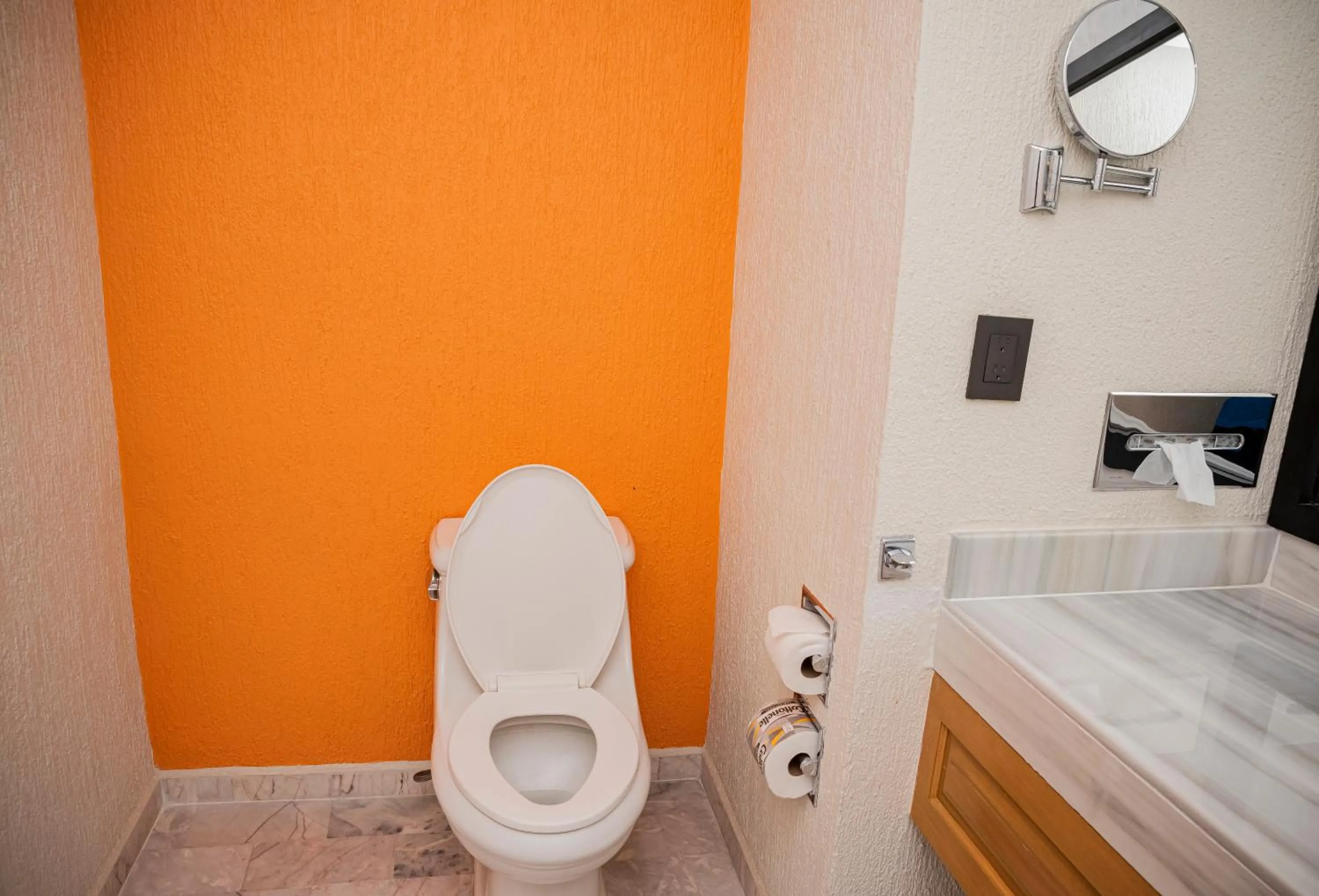 Bathroom in Holiday Inn La Piedad by IHG