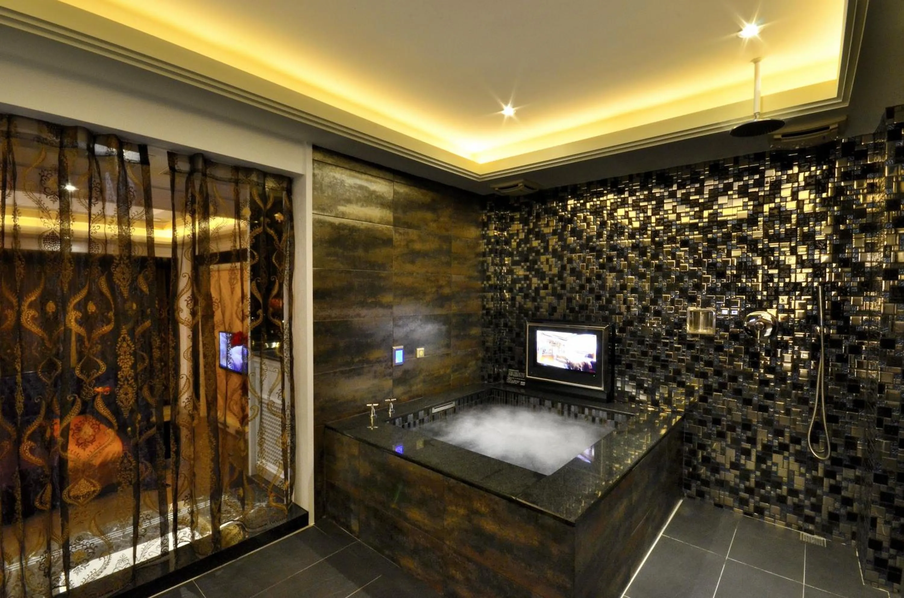 Bathroom in Hea Duenn Motel