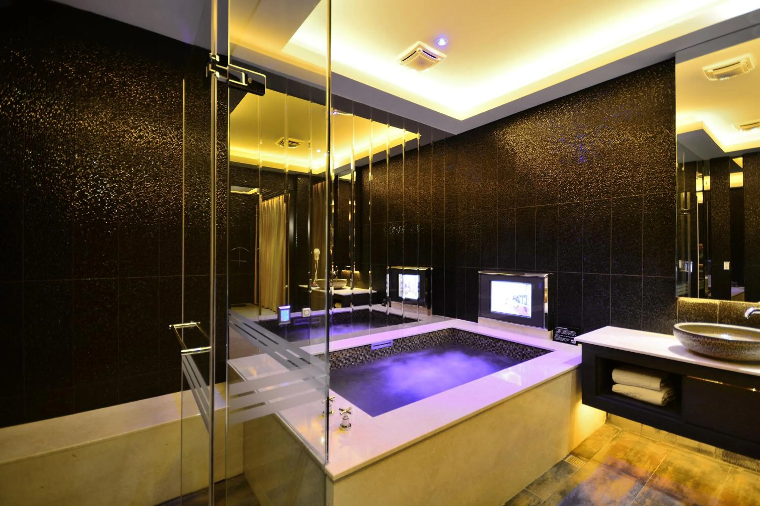 Bathroom in Hea Duenn Motel