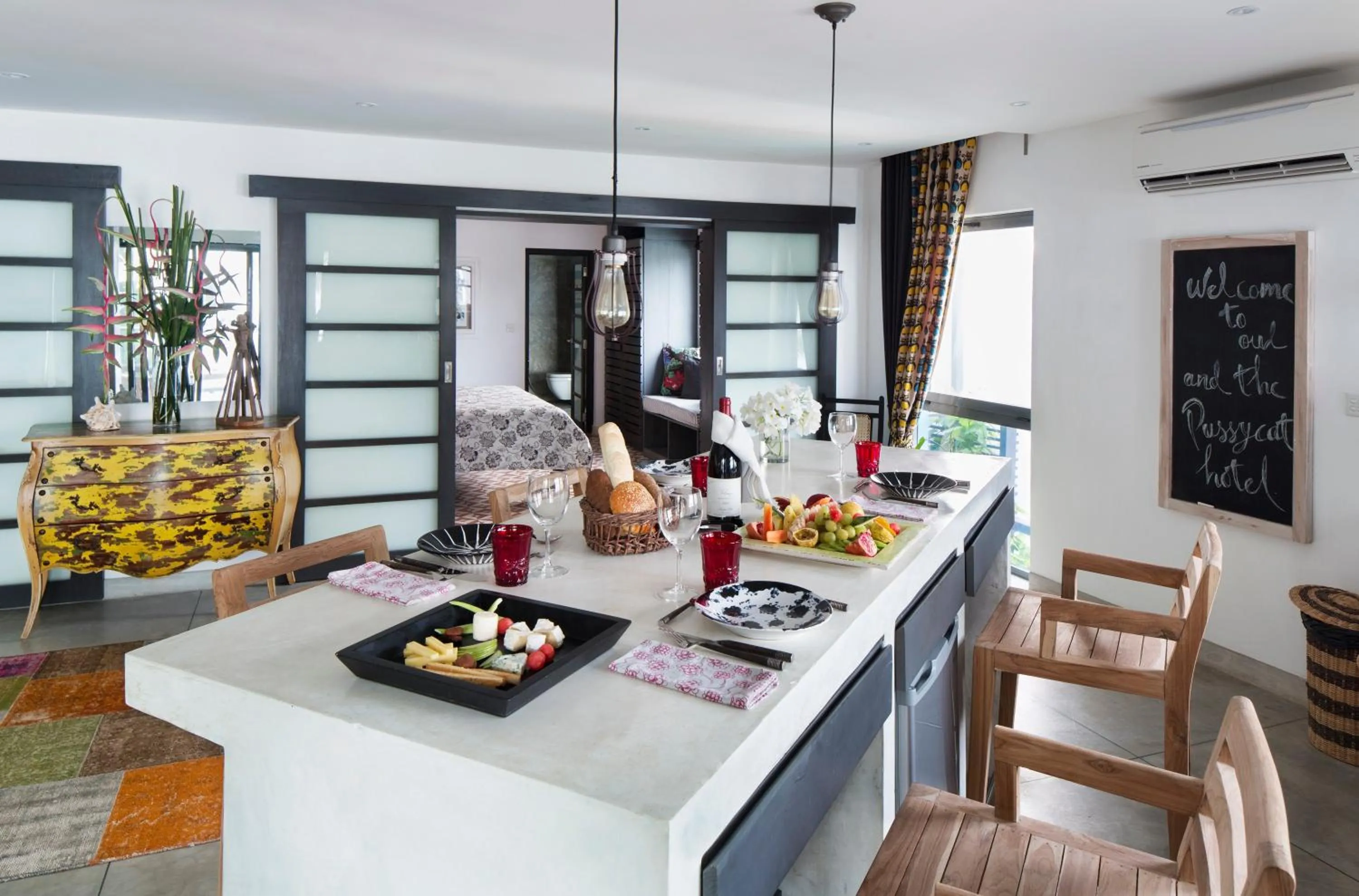 Dining area in Owl and the Pussycat Hotel & Restaurant