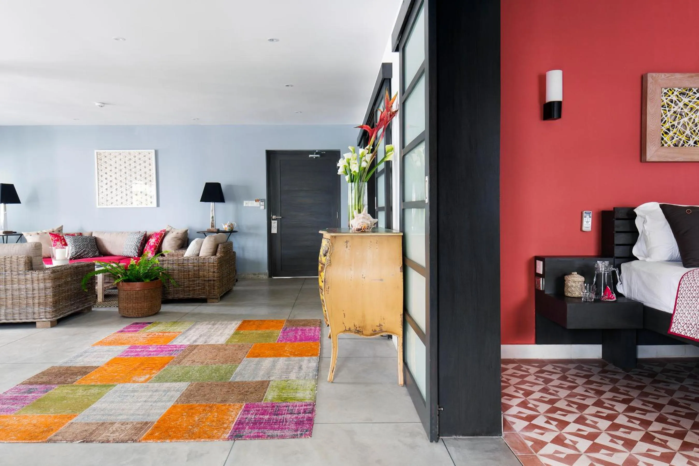 Living room, Bed in Owl and the Pussycat Hotel & Restaurant