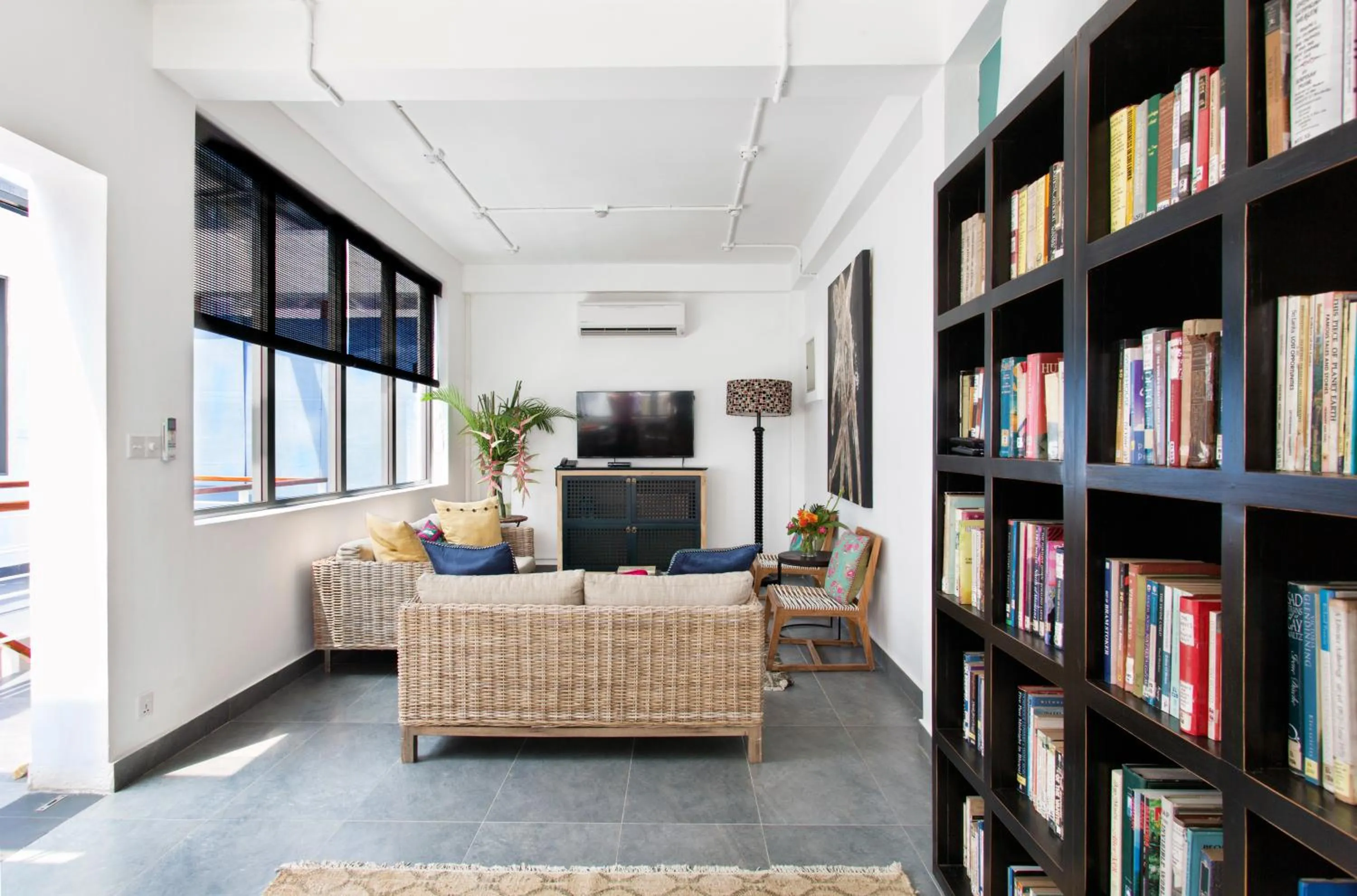 Communal lounge/ TV room in Owl and the Pussycat Hotel & Restaurant