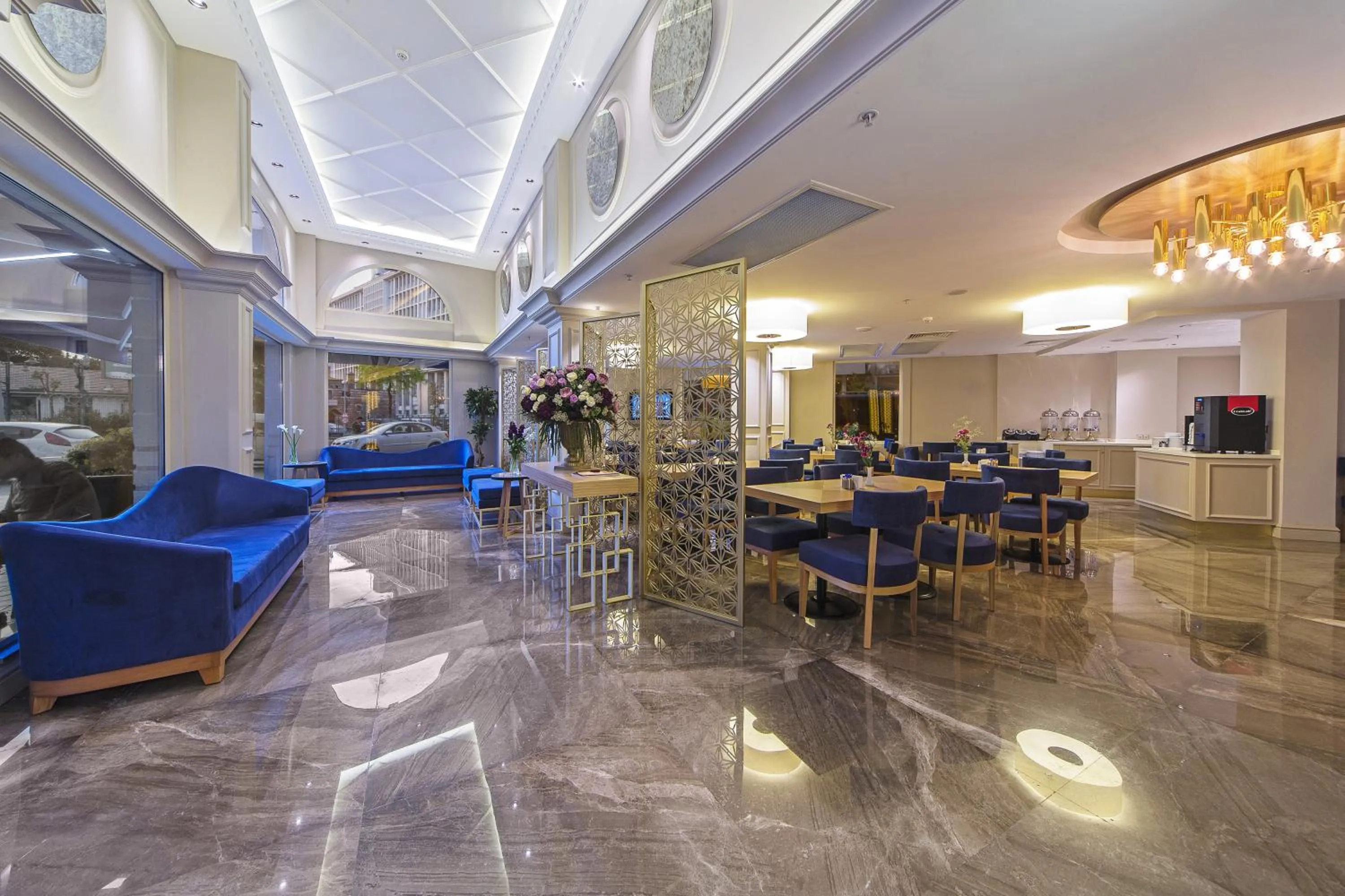 Lobby or reception in History Hotel