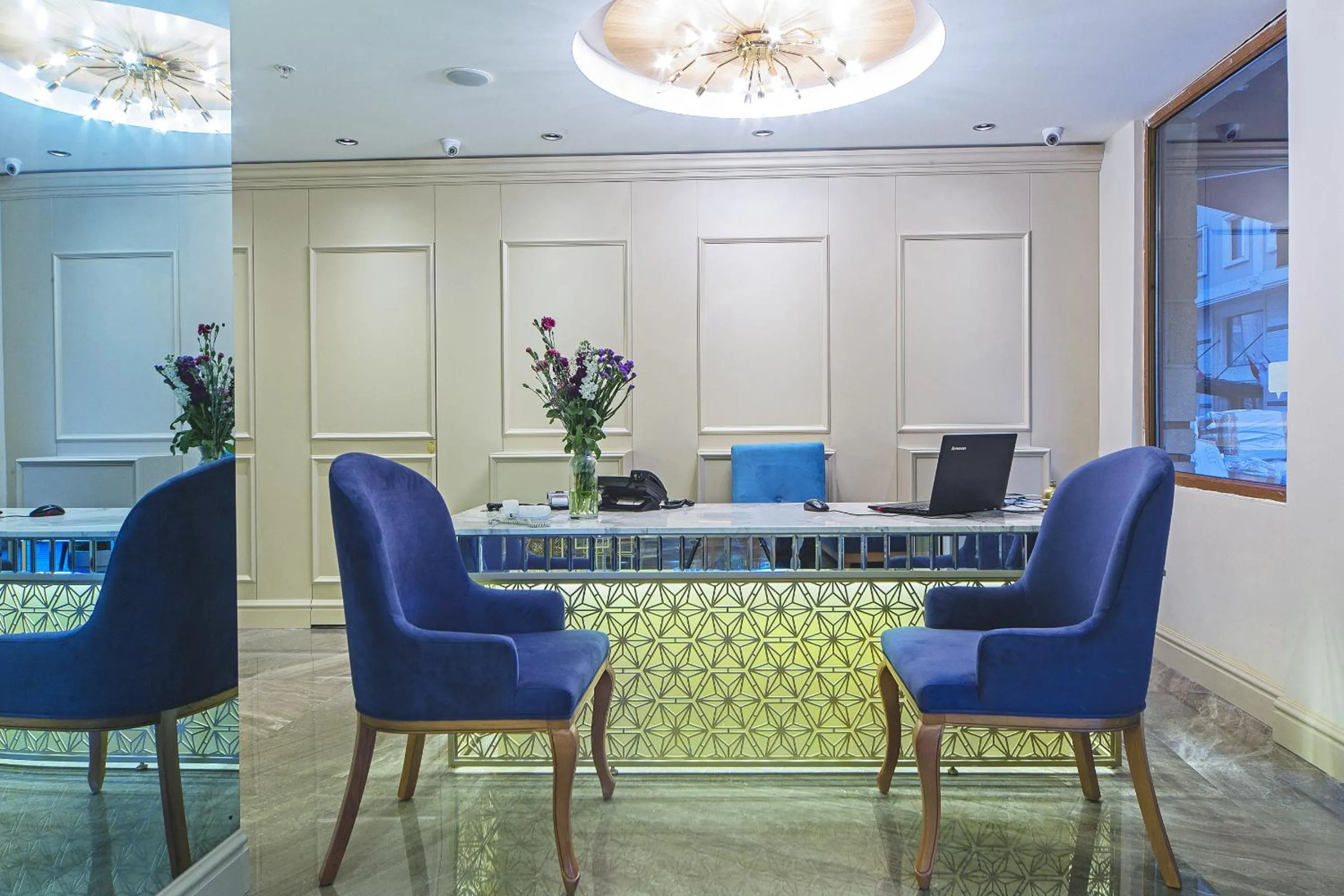 Lobby or reception in History Hotel