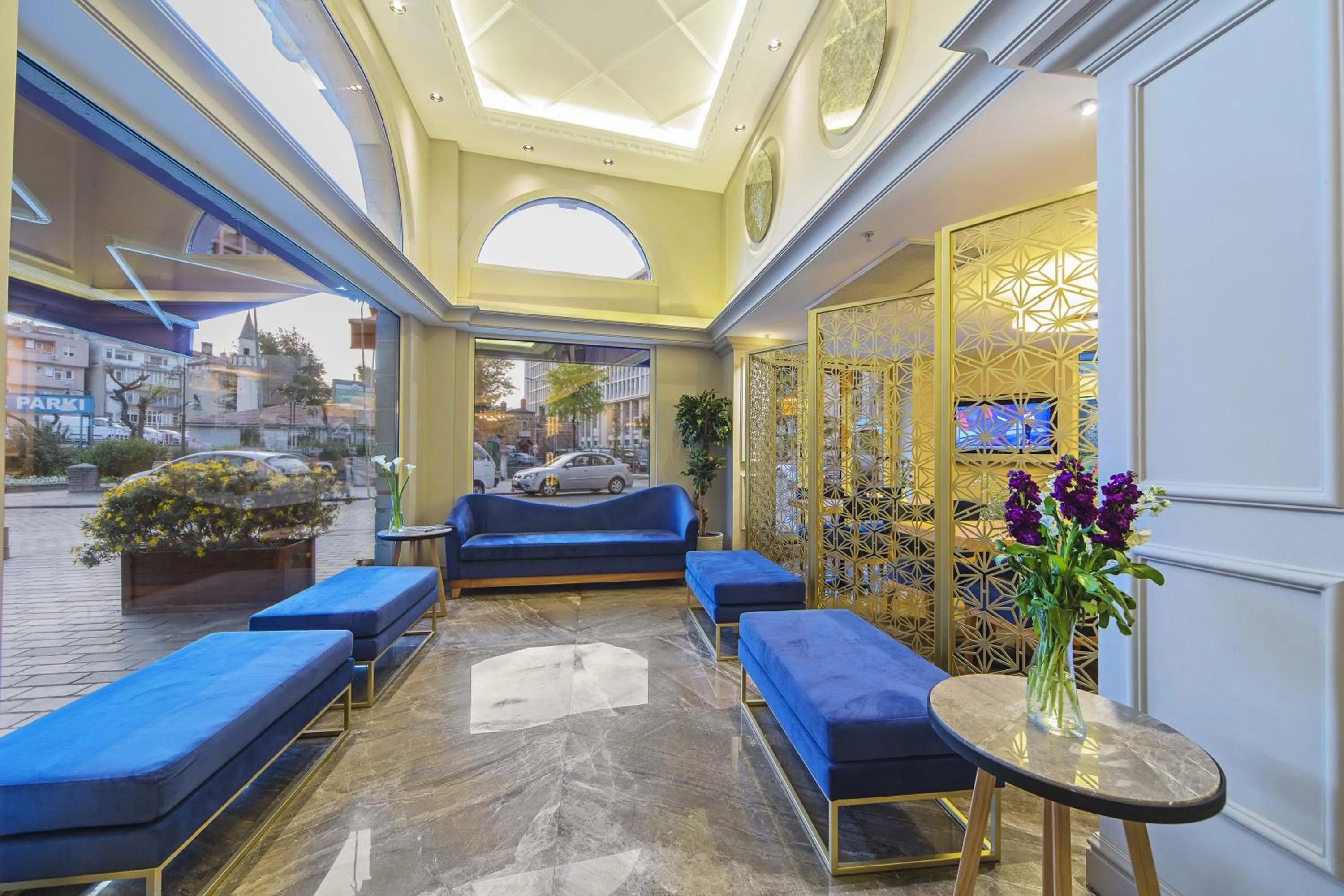 Lobby or reception in History Hotel