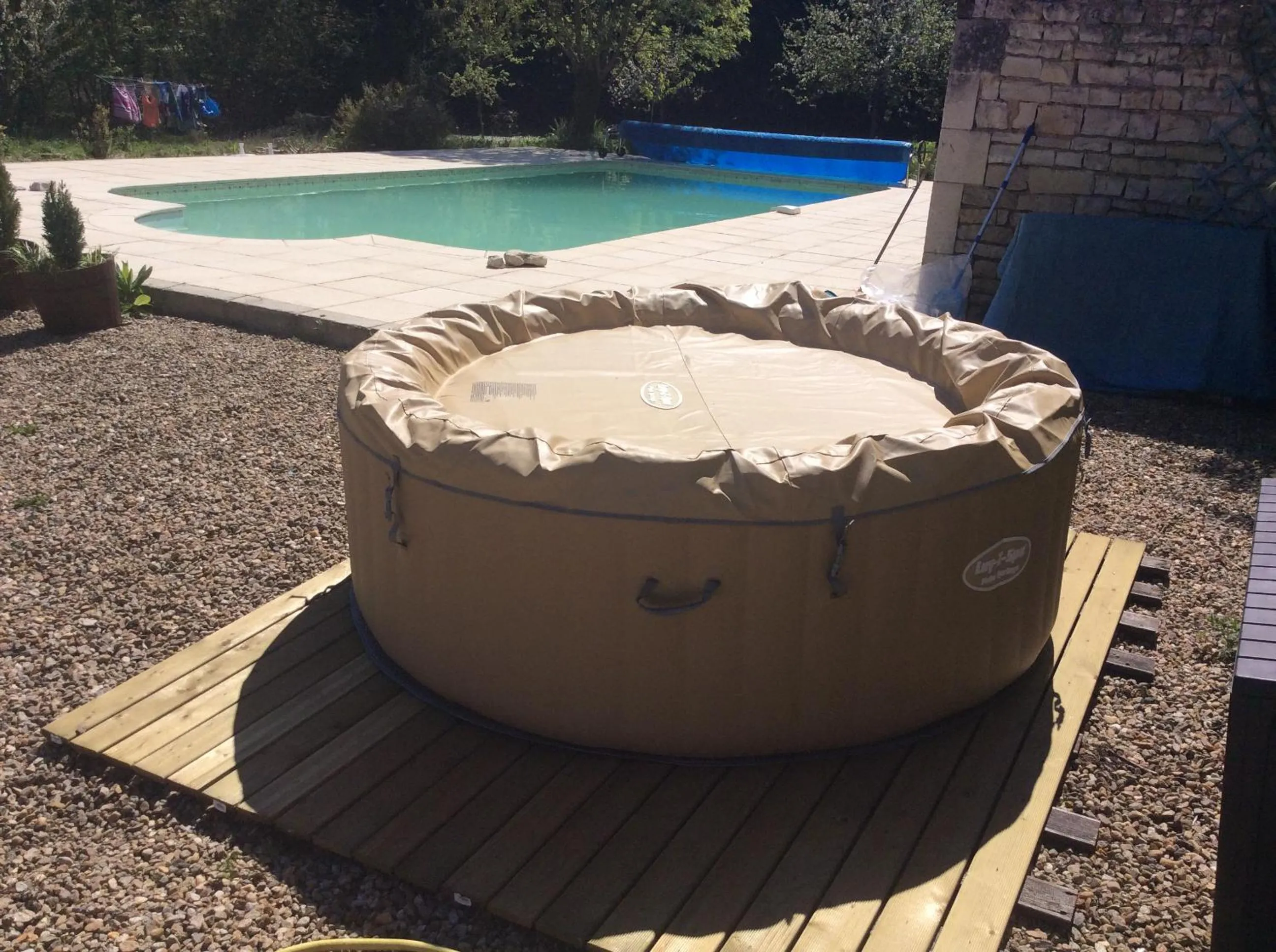 Area and facilities in Le Petit Bijou