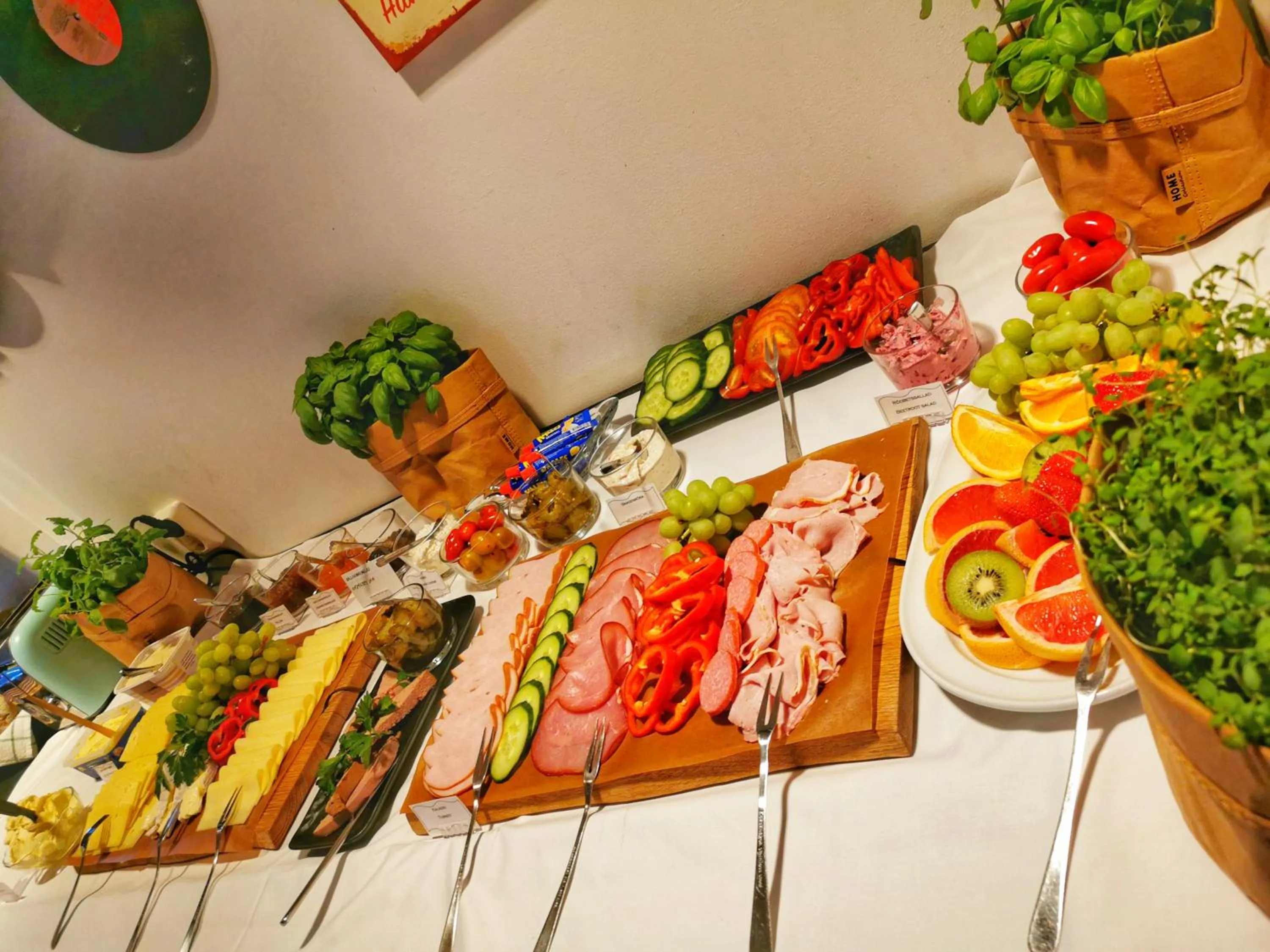 Buffet breakfast in Best Western Hotel 23