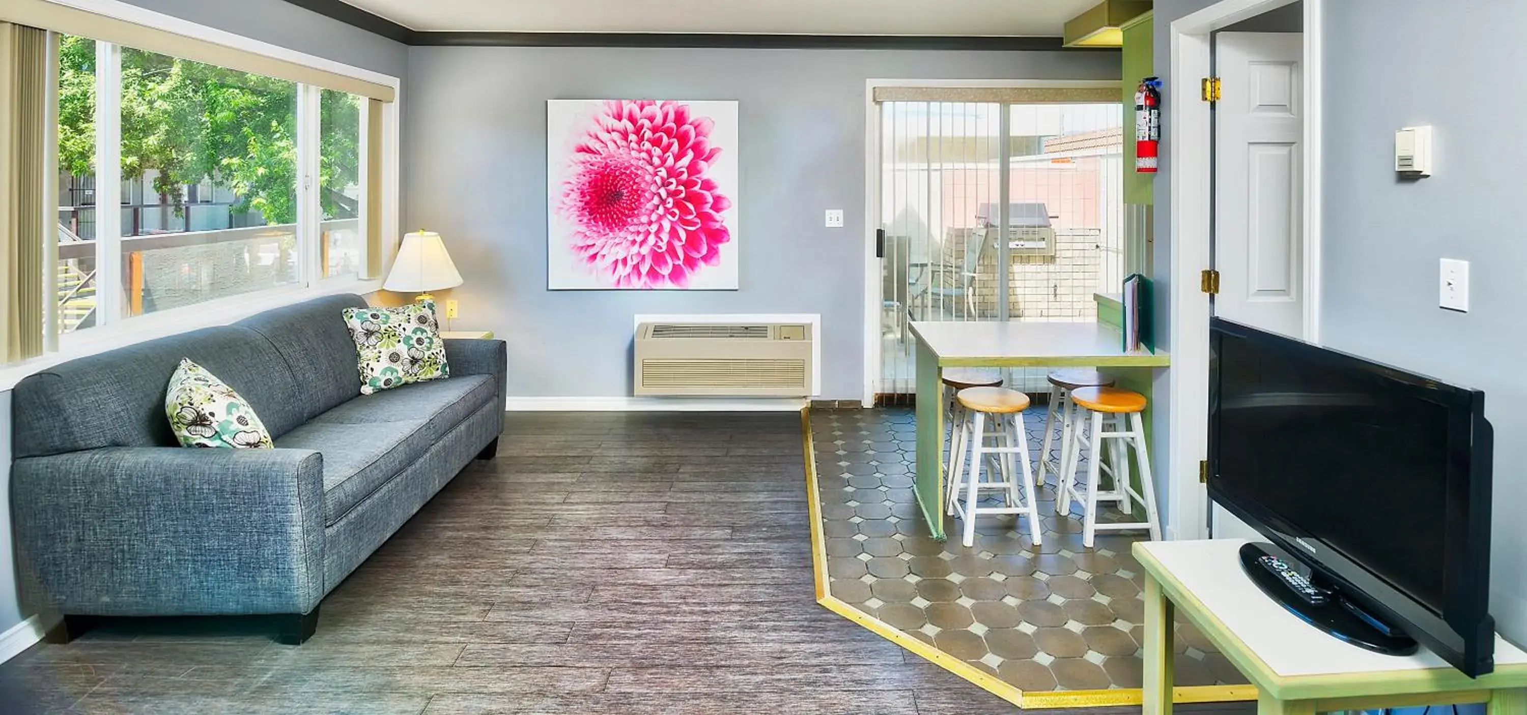 Deluxe Studio in Tiki Shores Inn & Suites Deluxe Studio in Tiki Shores Inn & Suites