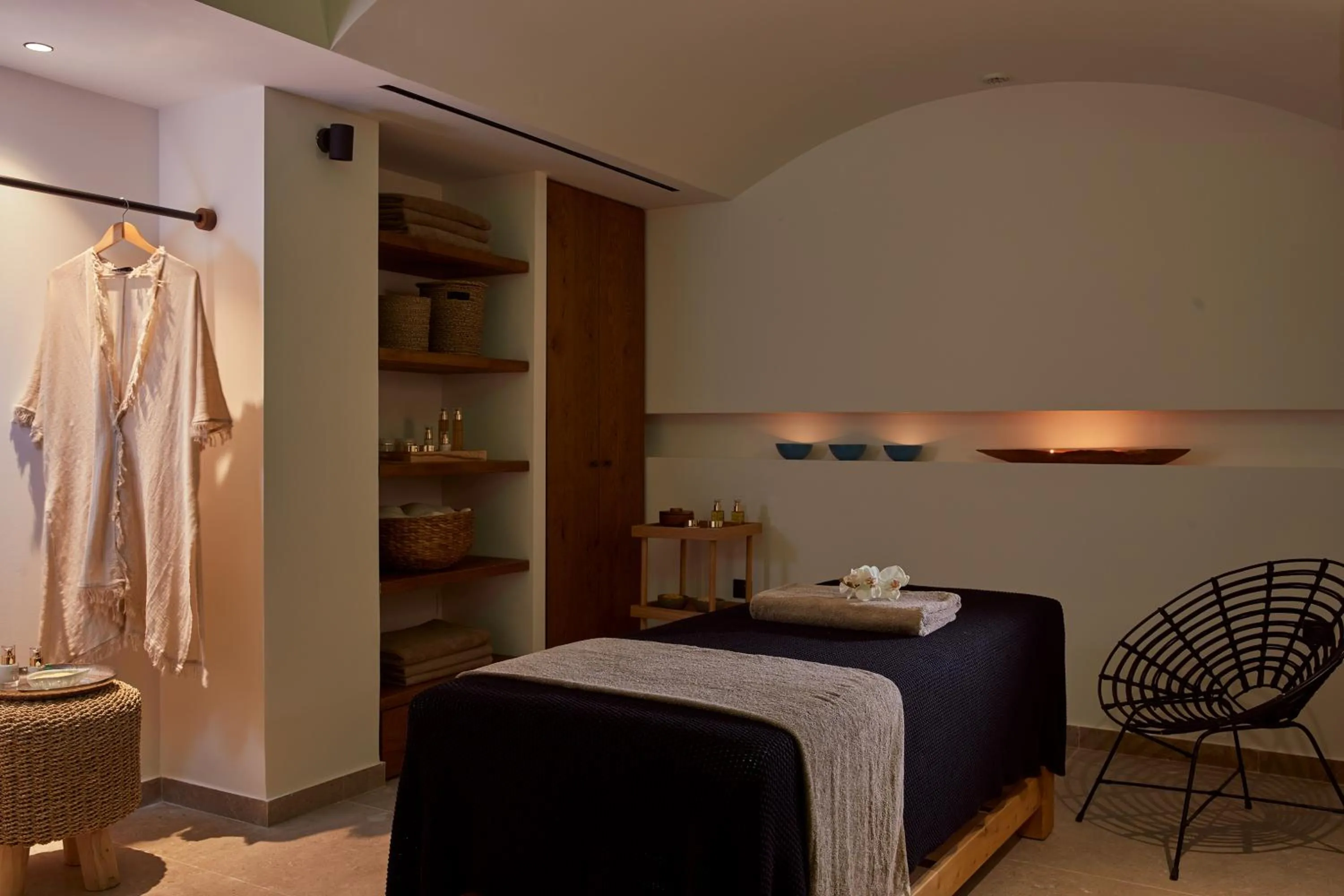 Massage, Bed in The Syntopia Hotel - Adults Only