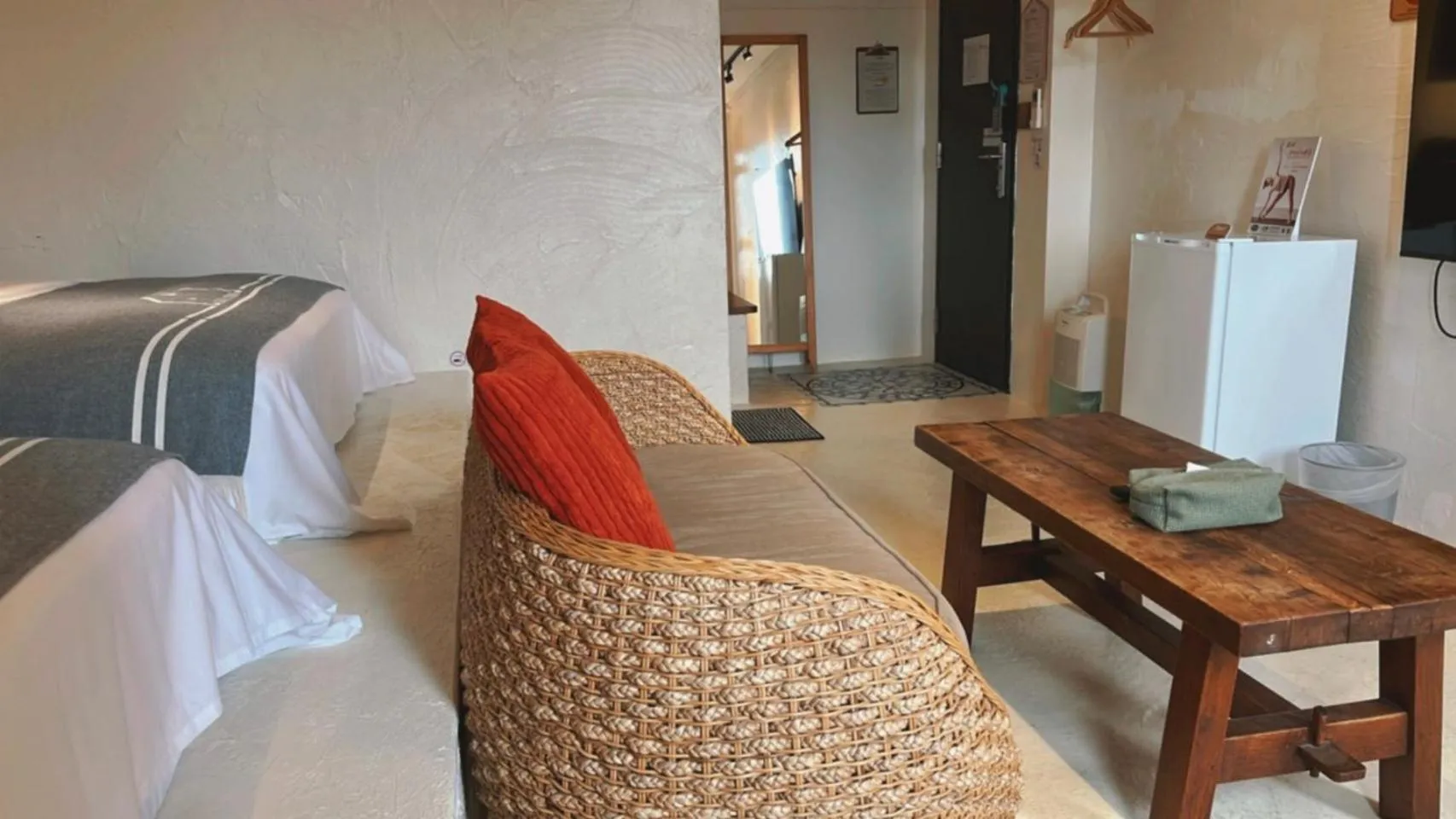 Photo of the whole room, Bed in Chill Roof Hotel