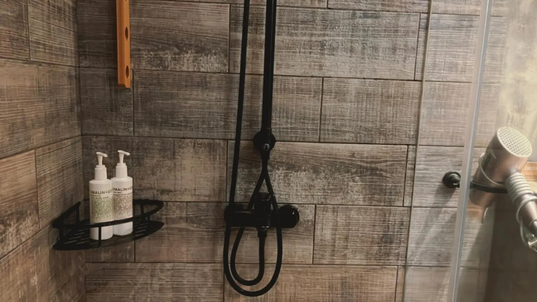 Shower in Chill Roof Hotel