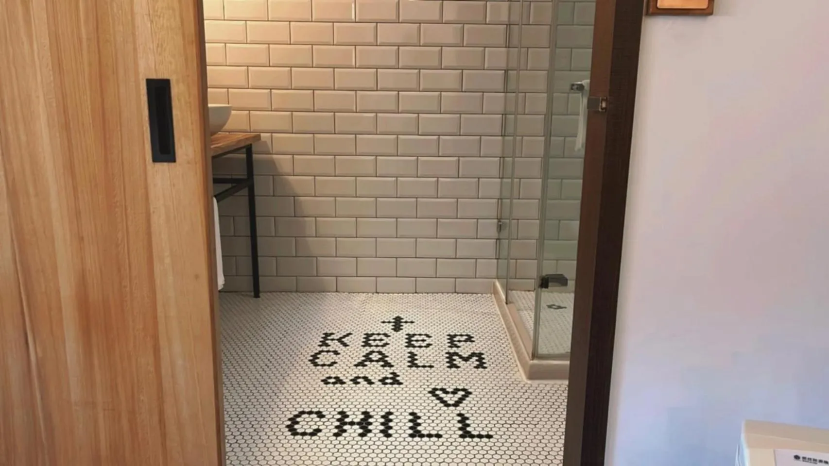 Bathroom in Chill Roof Hotel