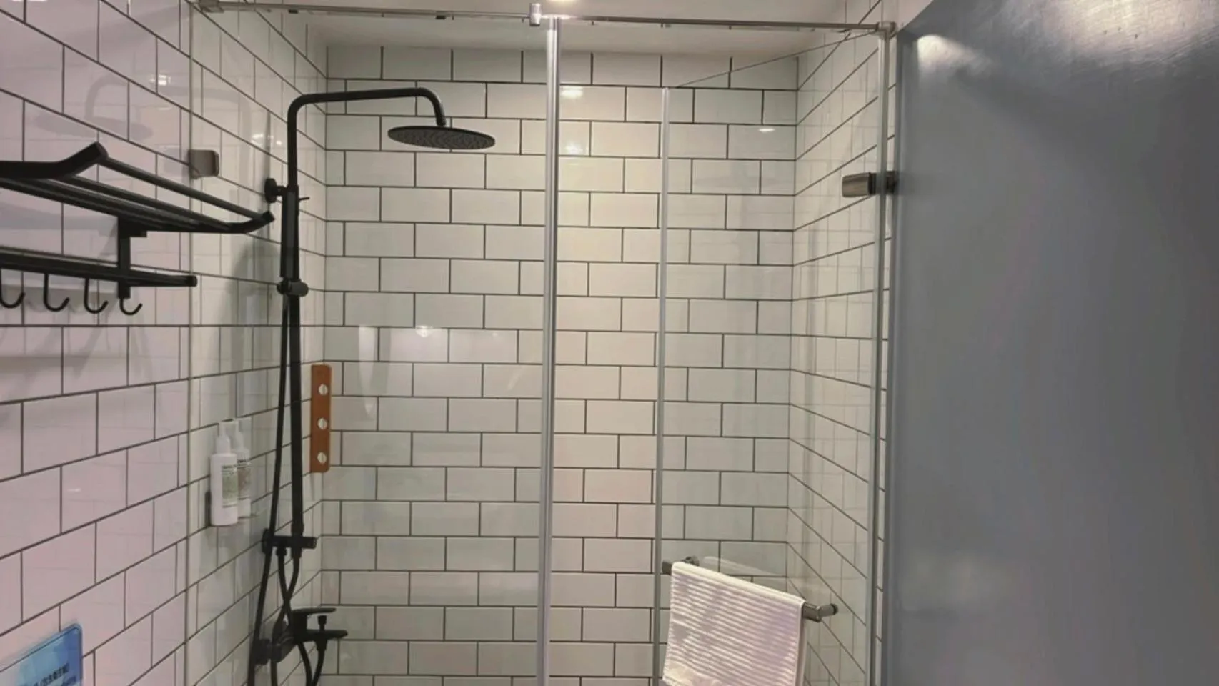 Shower in Chill Roof Hotel