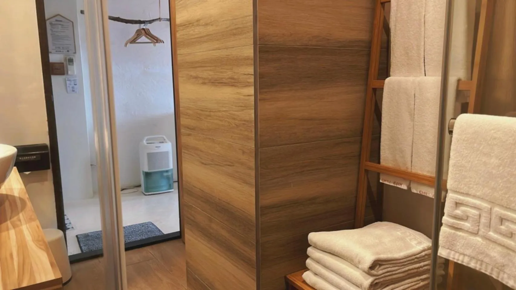 Bathroom in Chill Roof Hotel