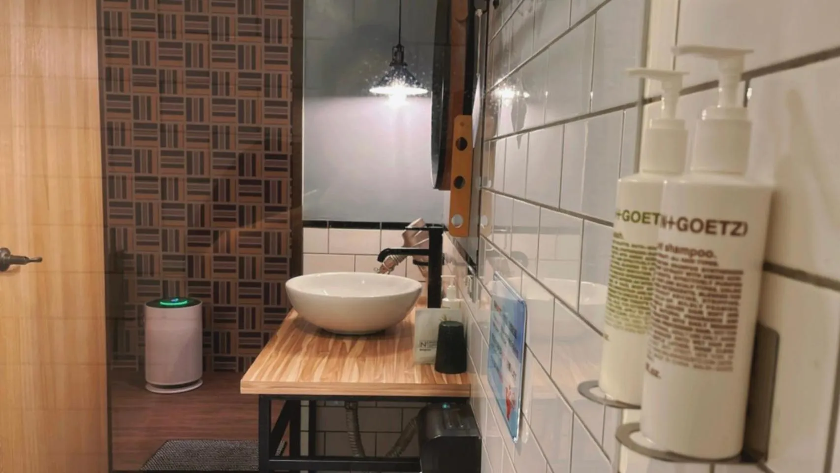 Bathroom in Chill Roof Hotel