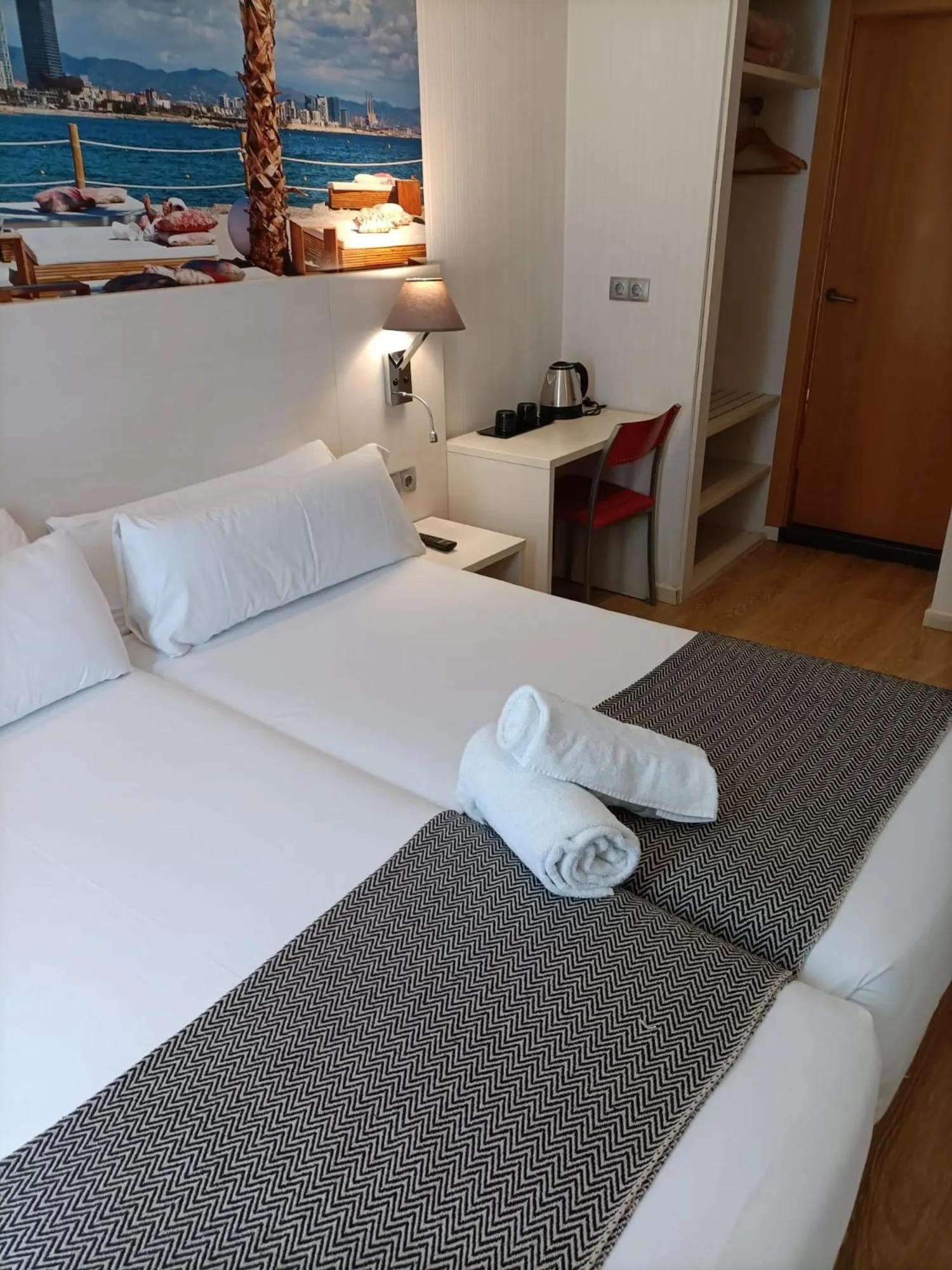 Superior Double Room in Hotel Transit