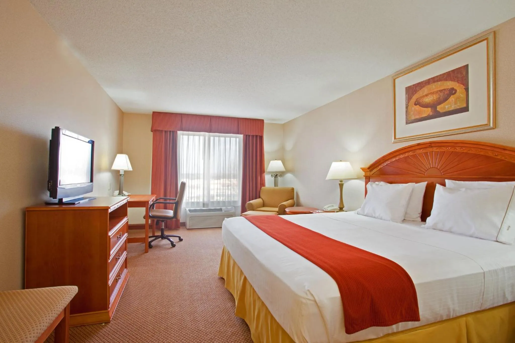 Photo of the whole room, Bed in Holiday Inn Express Hotel & Suites Logansport by IHG