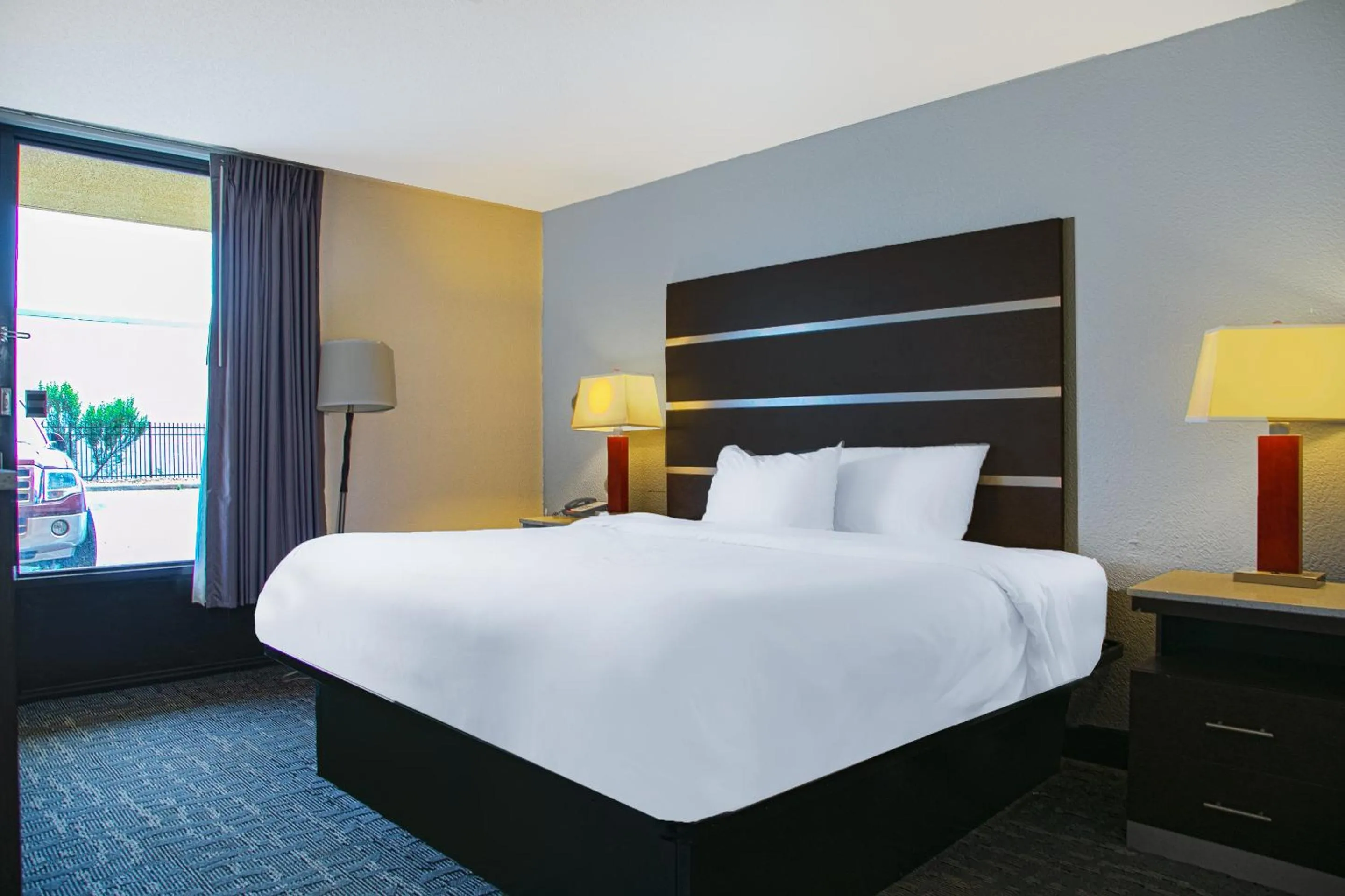 Bedroom in My Homes Macon North I-75 By OYO