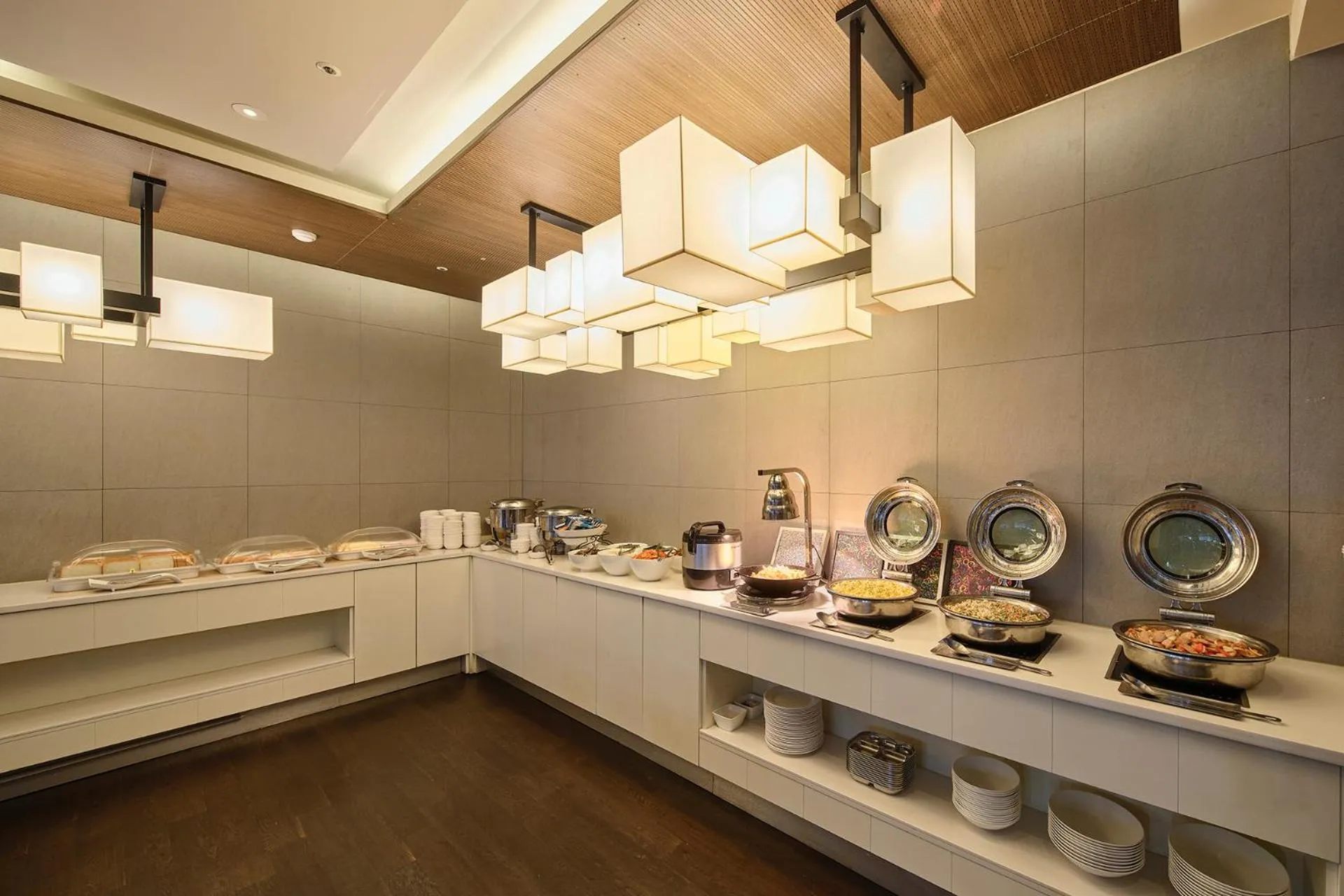 Restaurant/places to eat in Jeju Central City Hotel