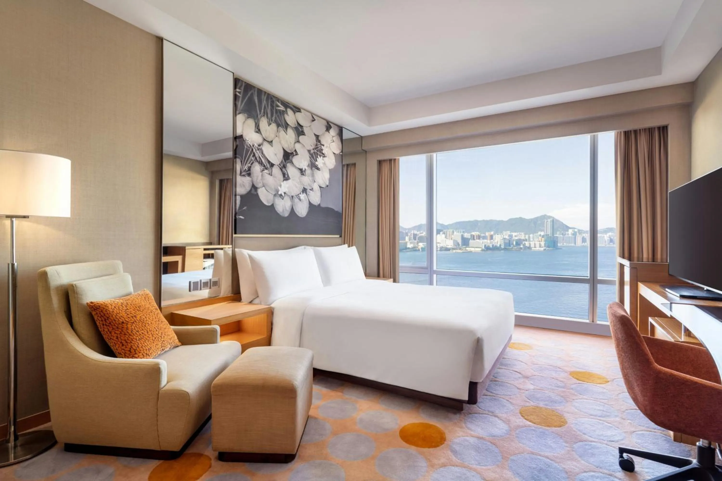 Photo of the whole room in Renaissance Hong Kong Harbour View Hotel
