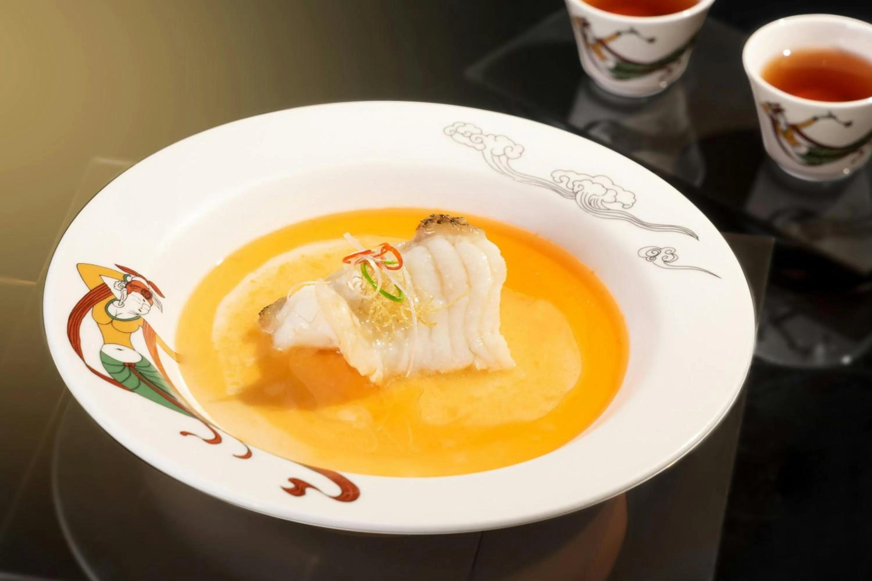 Restaurant/places to eat in Renaissance Hong Kong Harbour View Hotel