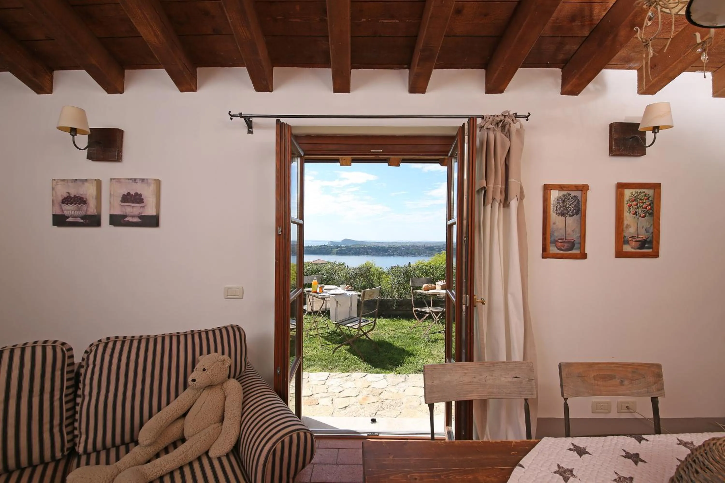 Garden in Premignaga Natural Home