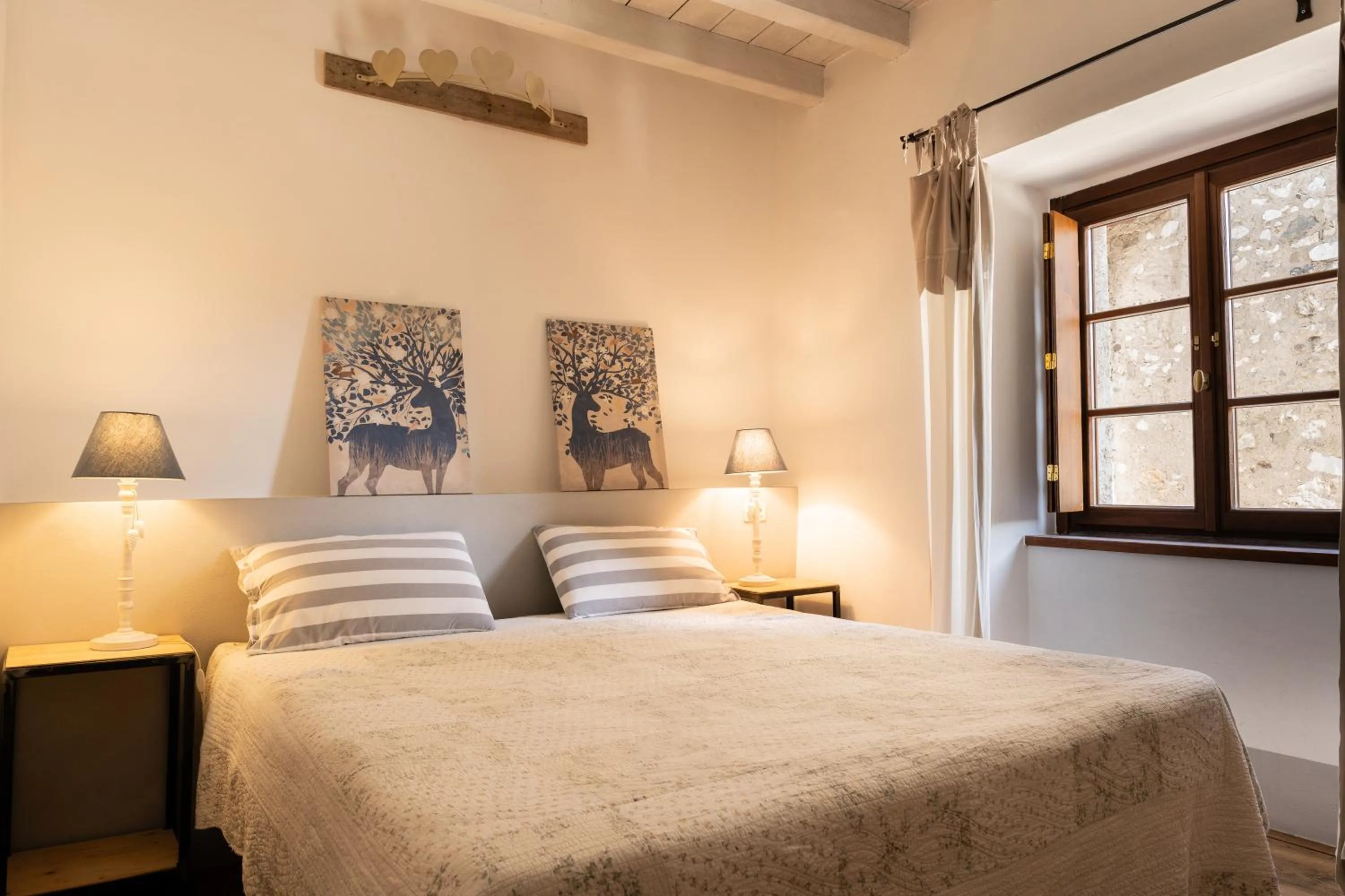 Bedroom, Bed in Premignaga Natural Home