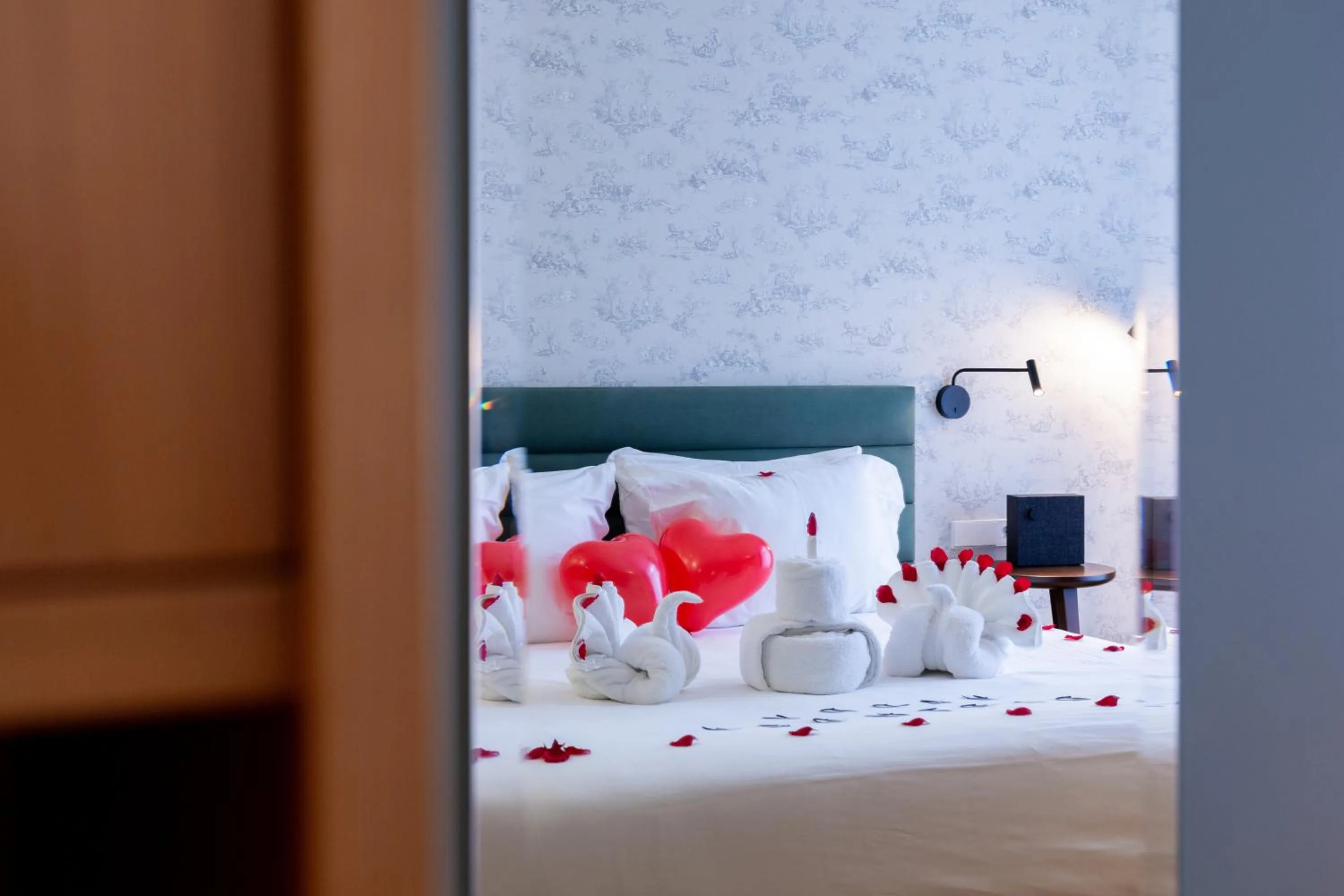 Decorative detail, Bed in Hotel Perrin - former Carlton