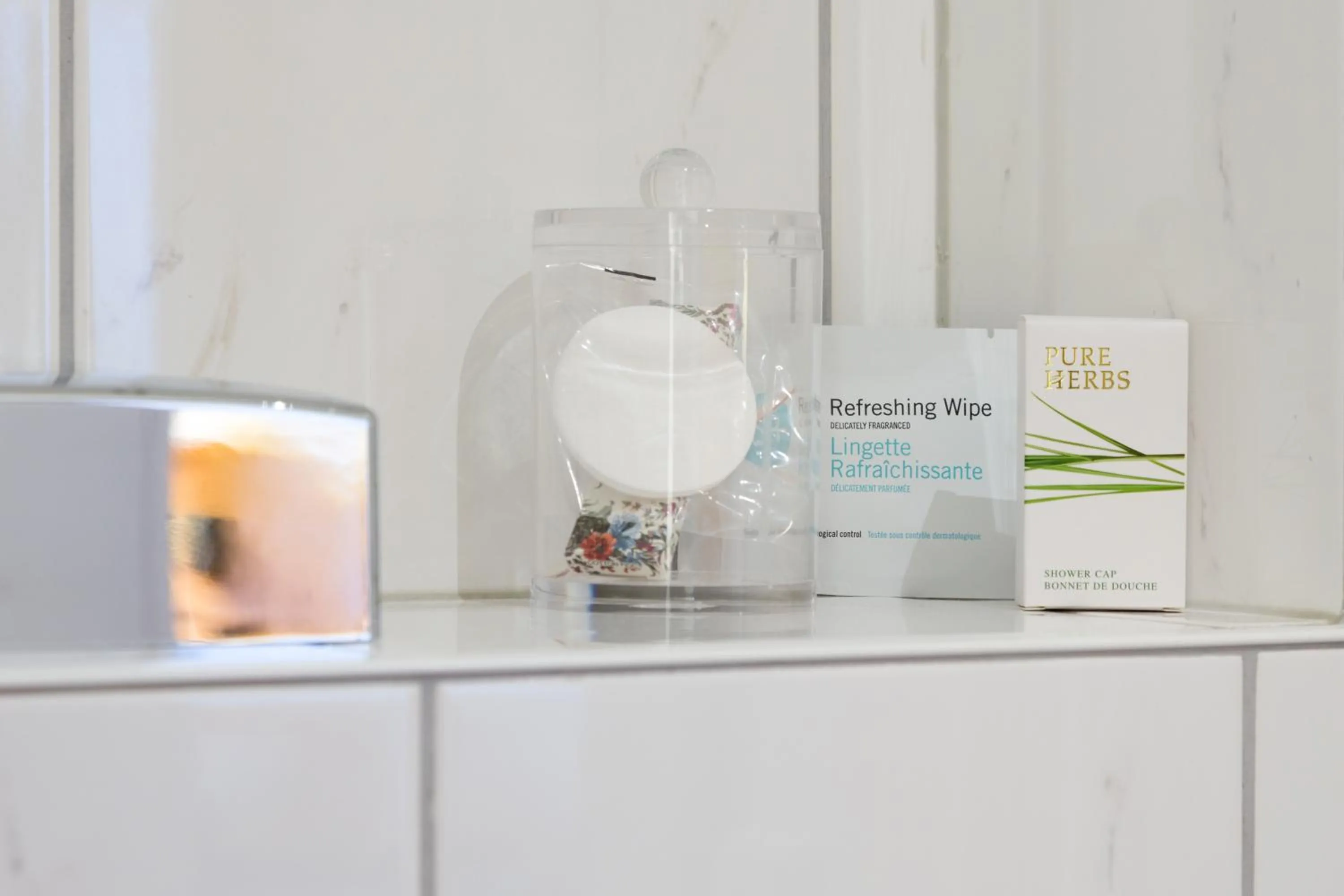 Shower in Hotel Perrin - former Carlton