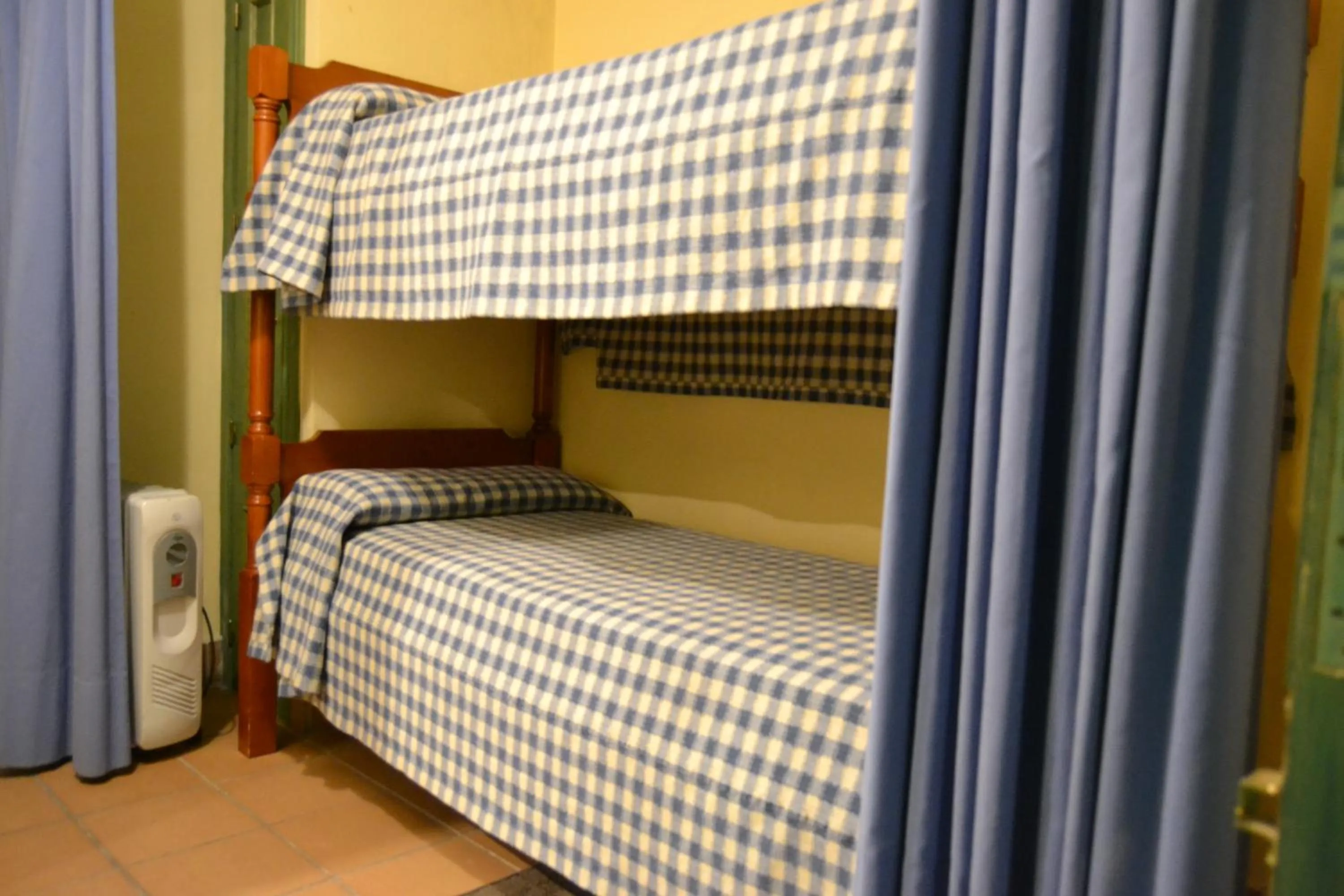bunk bed, Bed in Apartamentos Sabica Nevada Plaza
