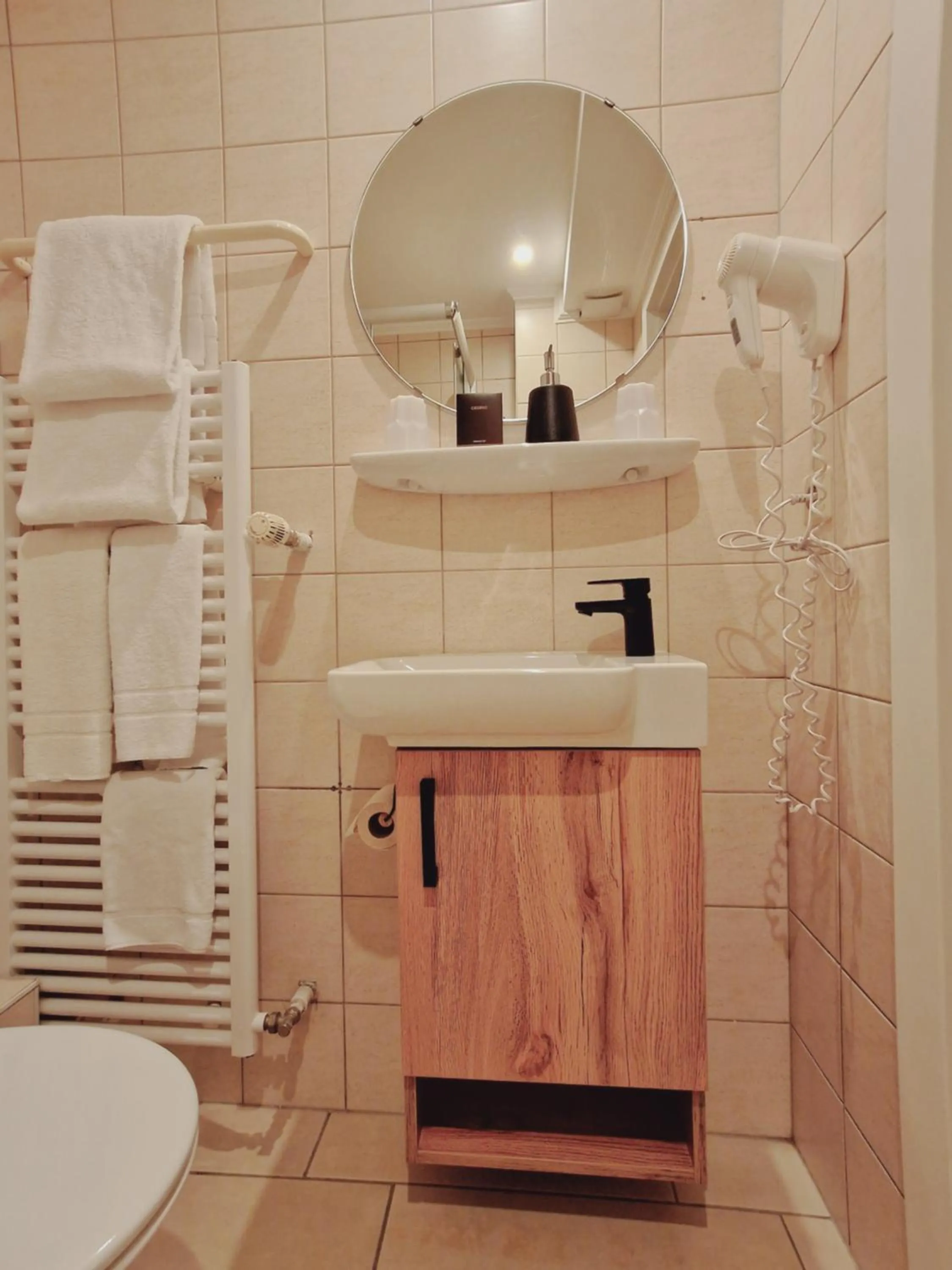 Bathroom in BIVIUS Hotel Restaurant Luxembourg