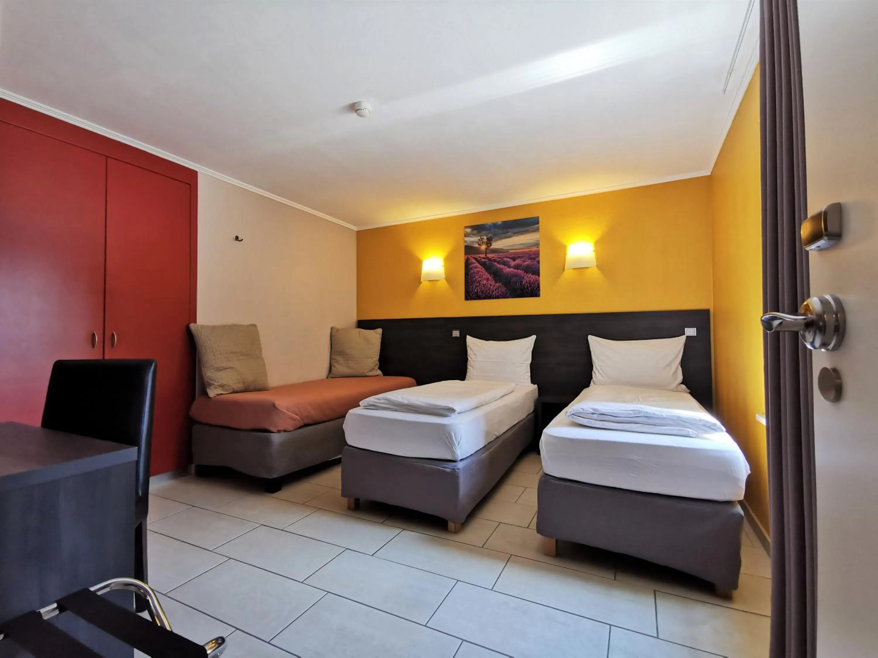 Bedroom, Bed in BIVIUS Hotel Restaurant Luxembourg