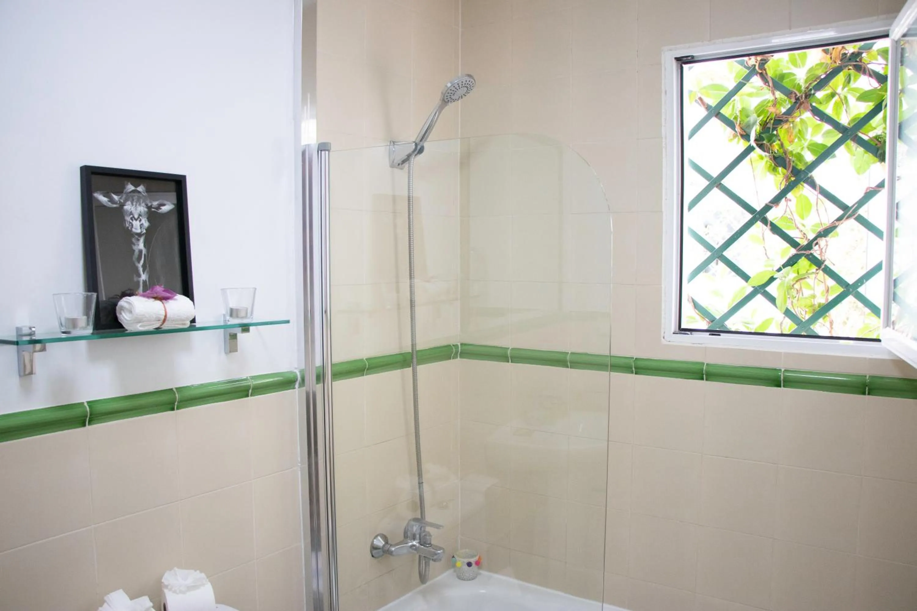 Bathroom in La Fonda Benissa, Grupo Terra de Mar, alojamientos con encanto