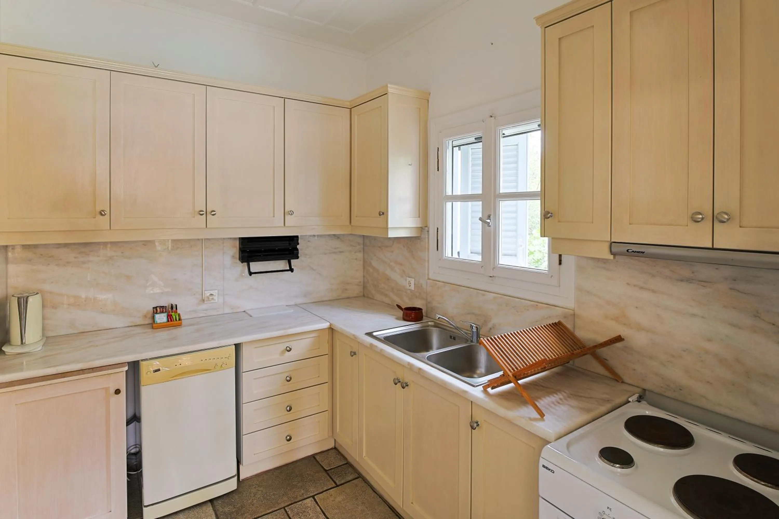 Kitchen or kitchenette in Villa Nika