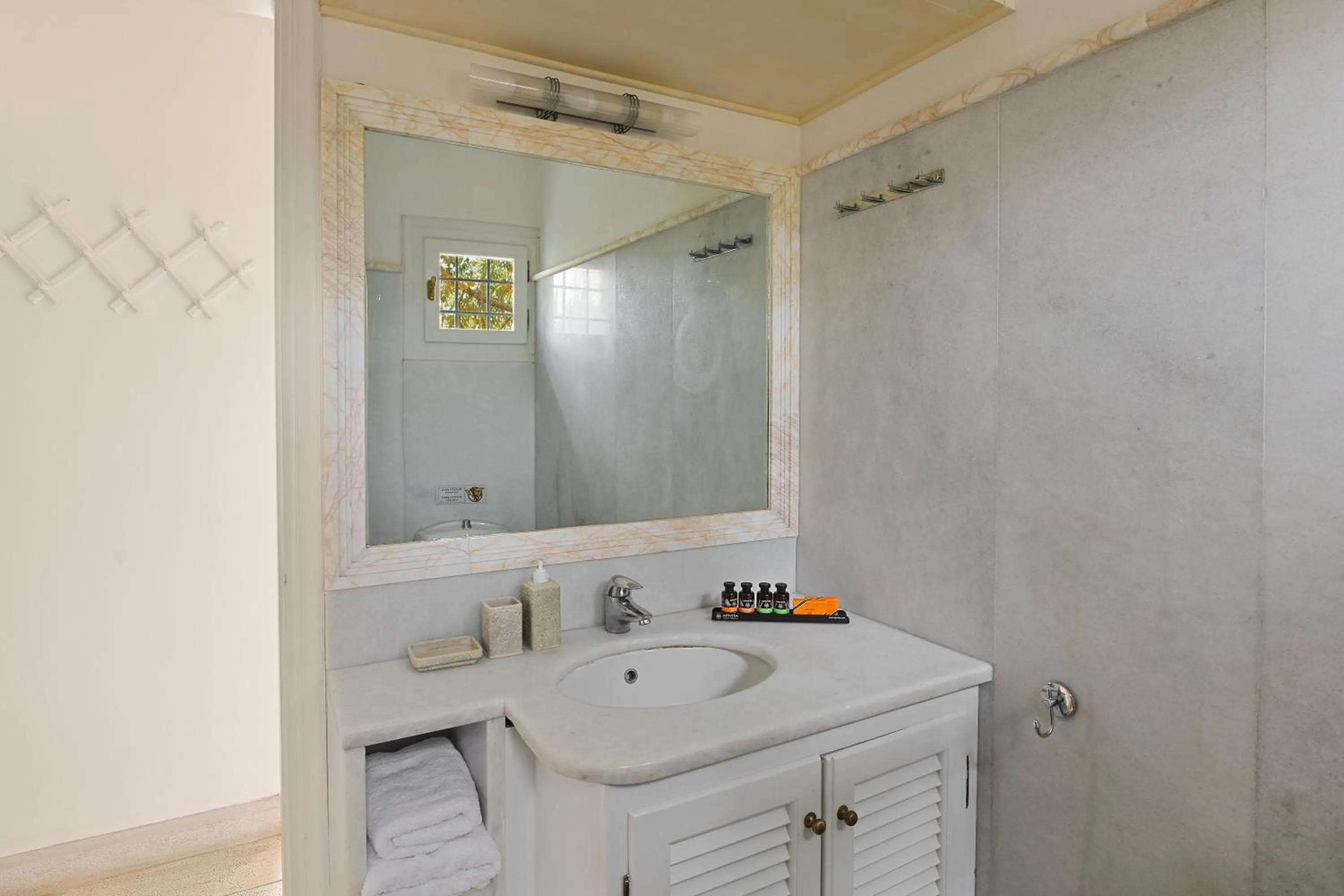 Bathroom in Villa Nika